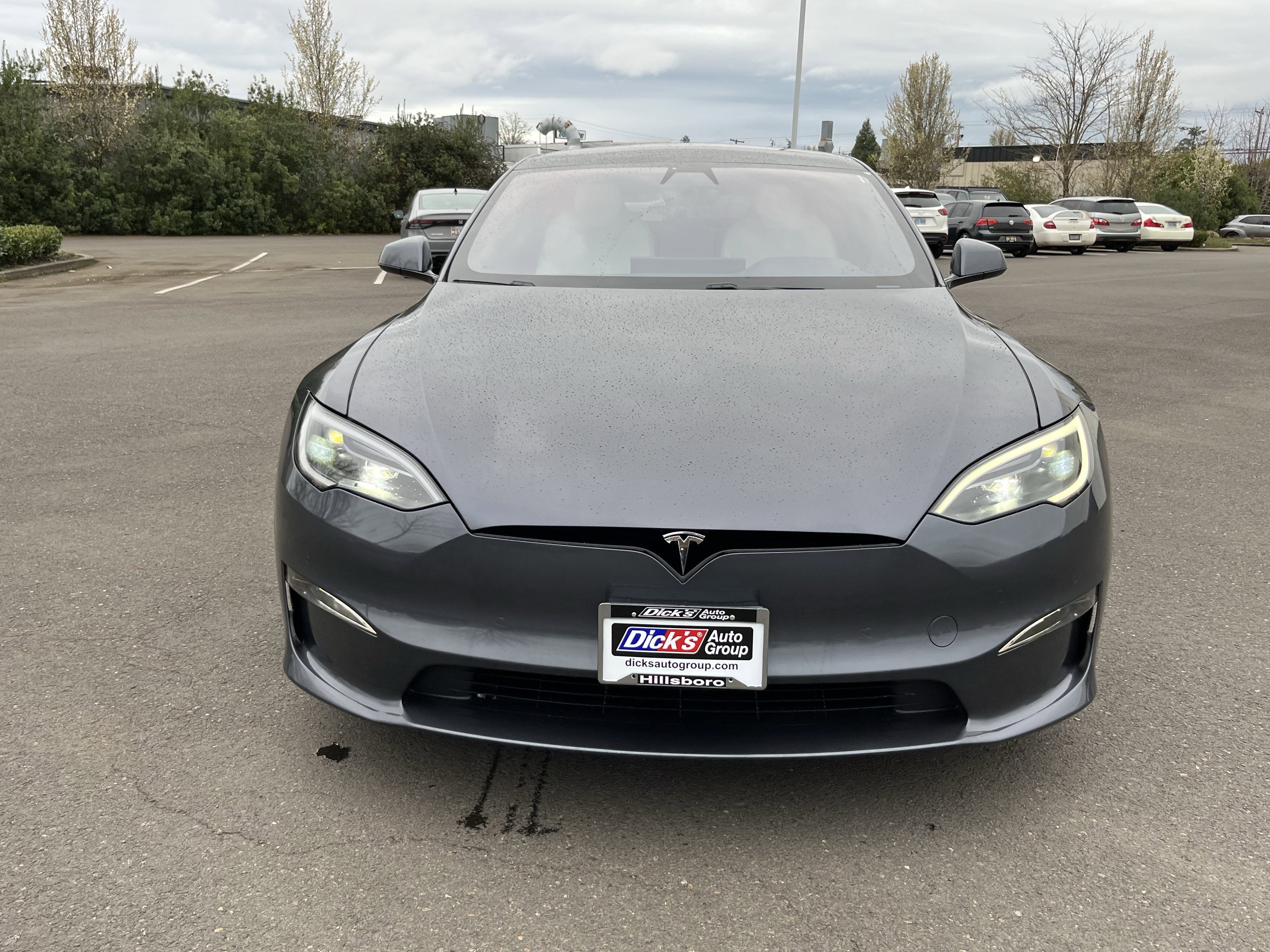 2022 Tesla Model S Base