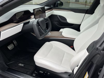 2022 Tesla Model S Base