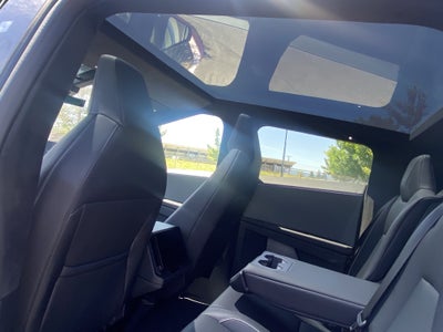 2024 Tesla Cybertruck Base