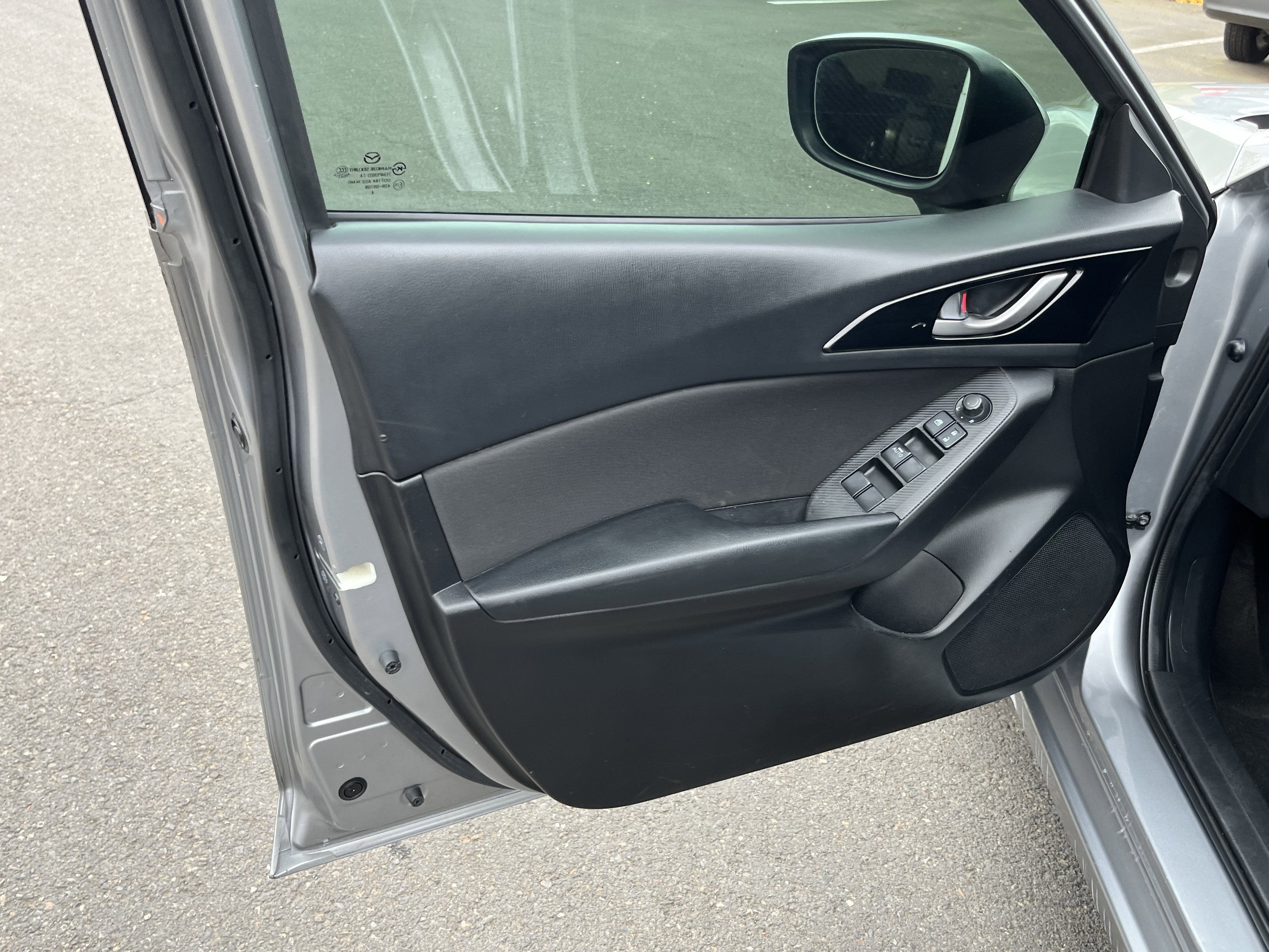 2015 Mazda Mazda3 i Touring