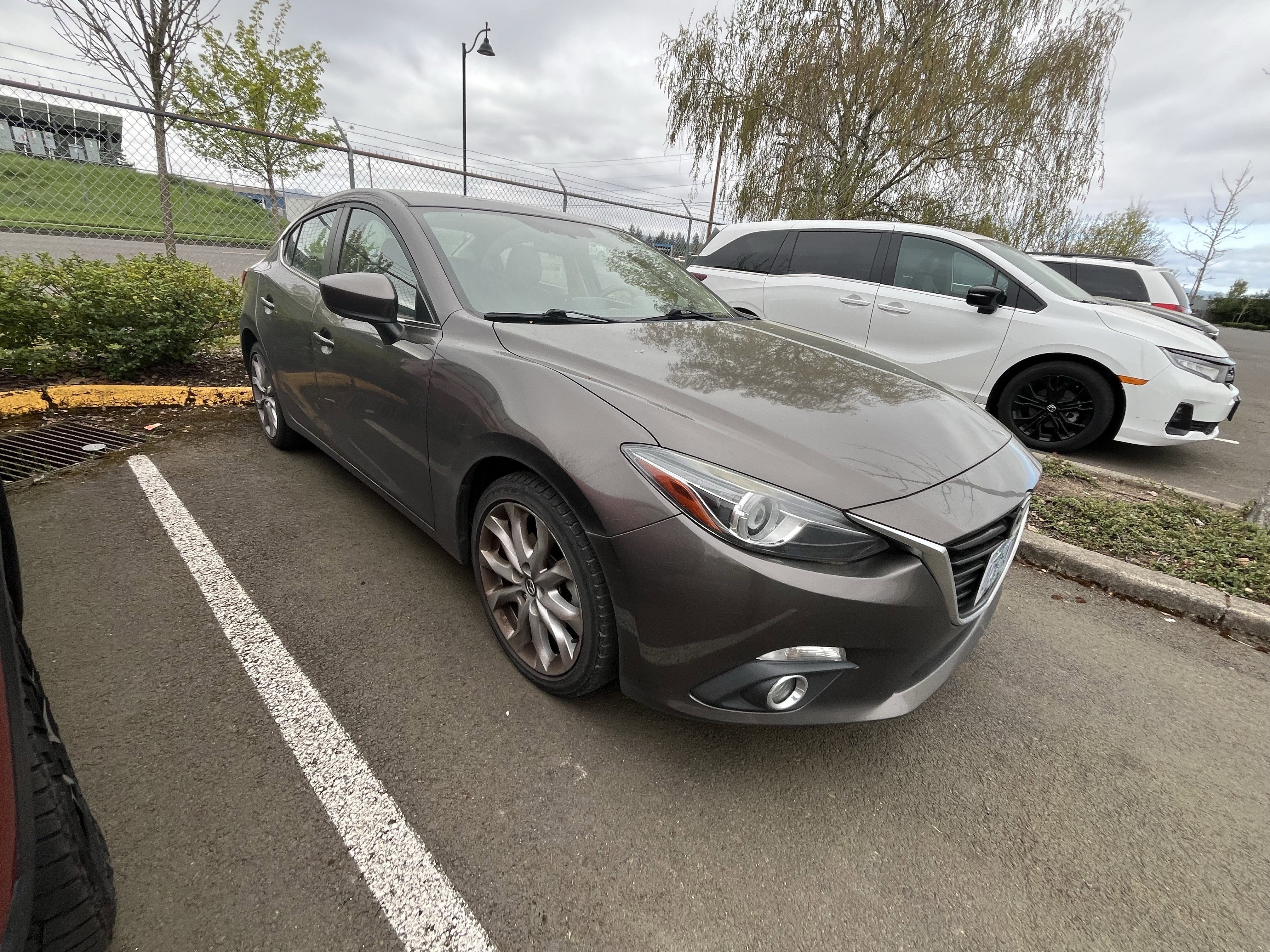 2014 Mazda Mazda3 s Grand Touring