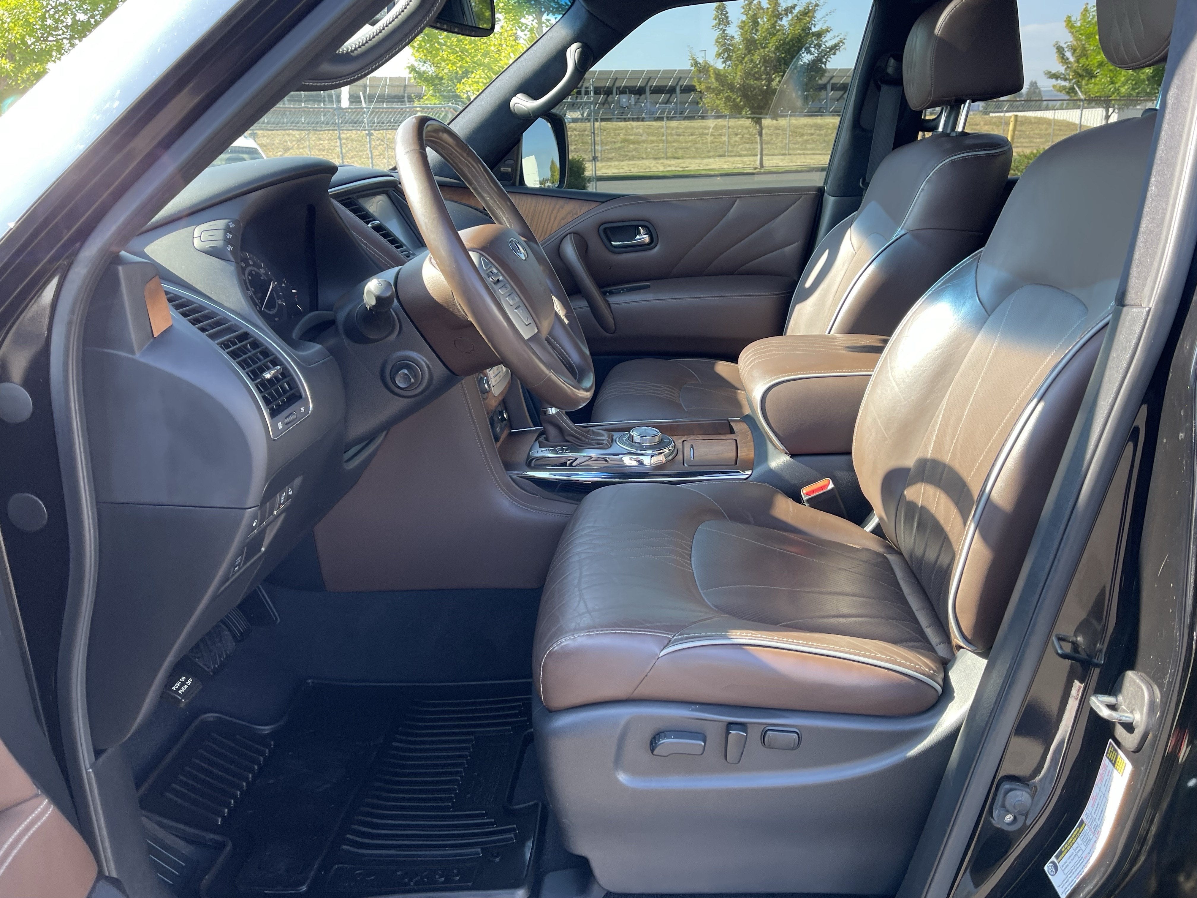 2016 INFINITI QX80 Limited