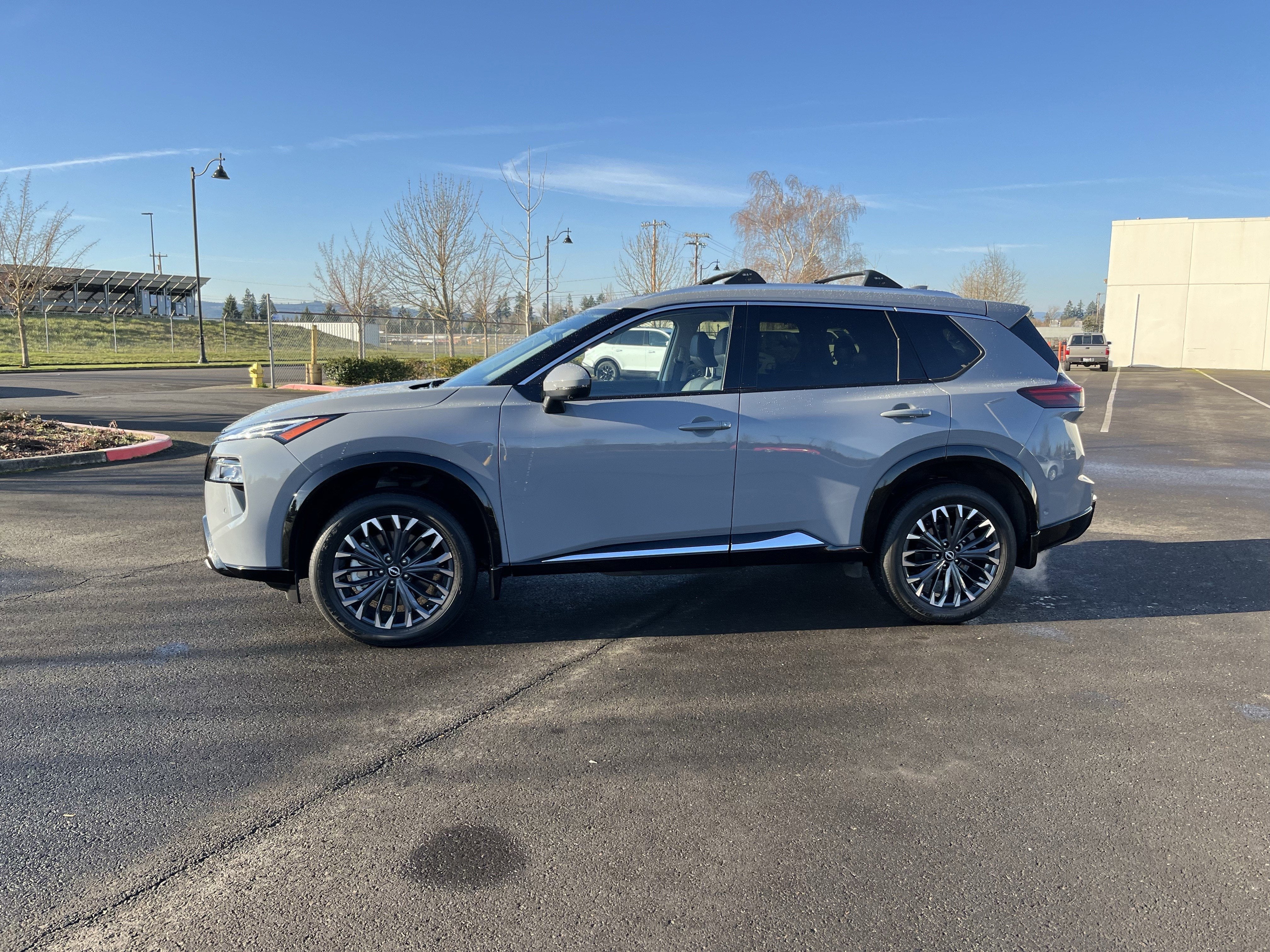 2025 Nissan Rogue Platinum