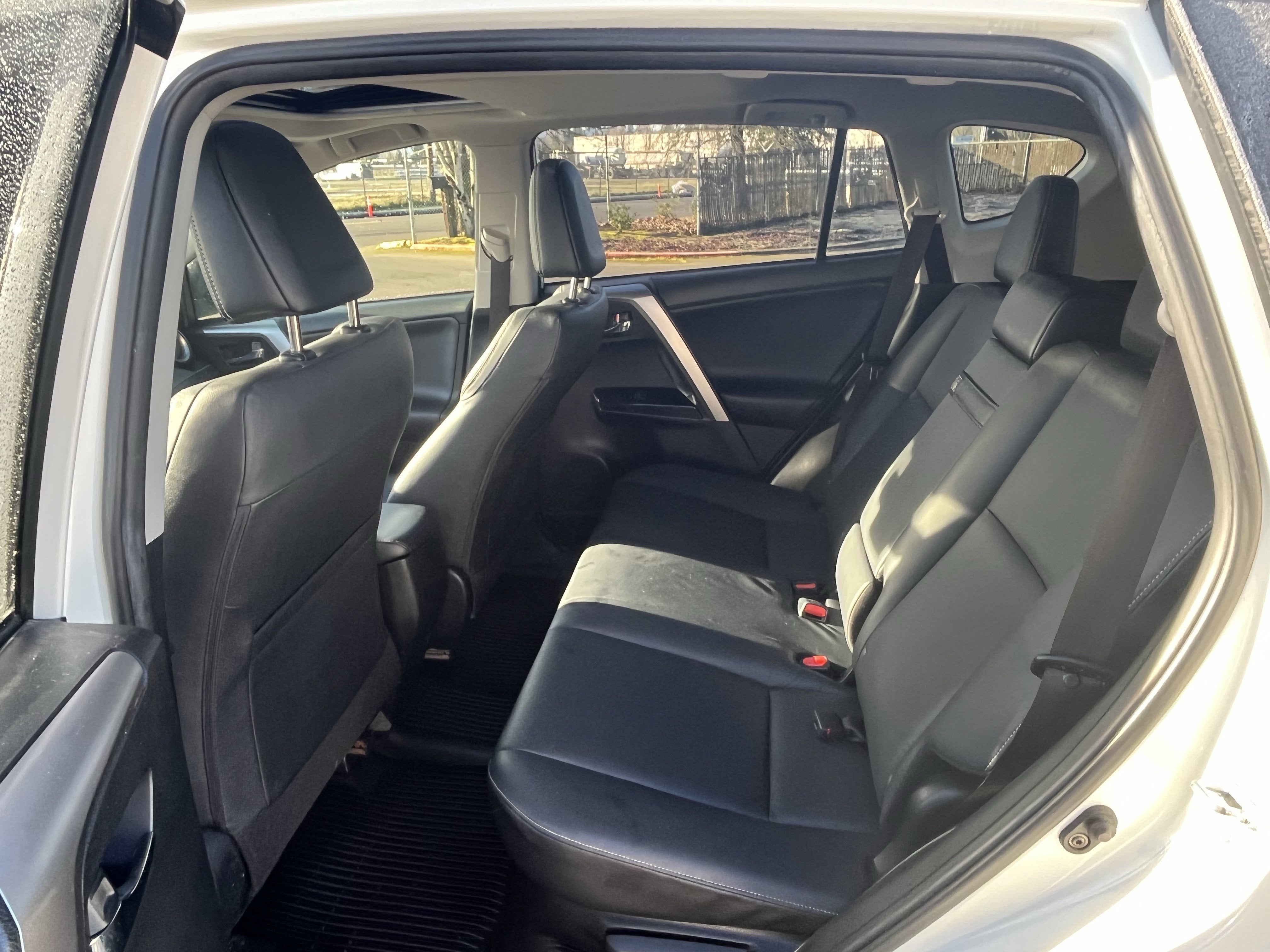 2017 Toyota RAV4 Hybrid Limited