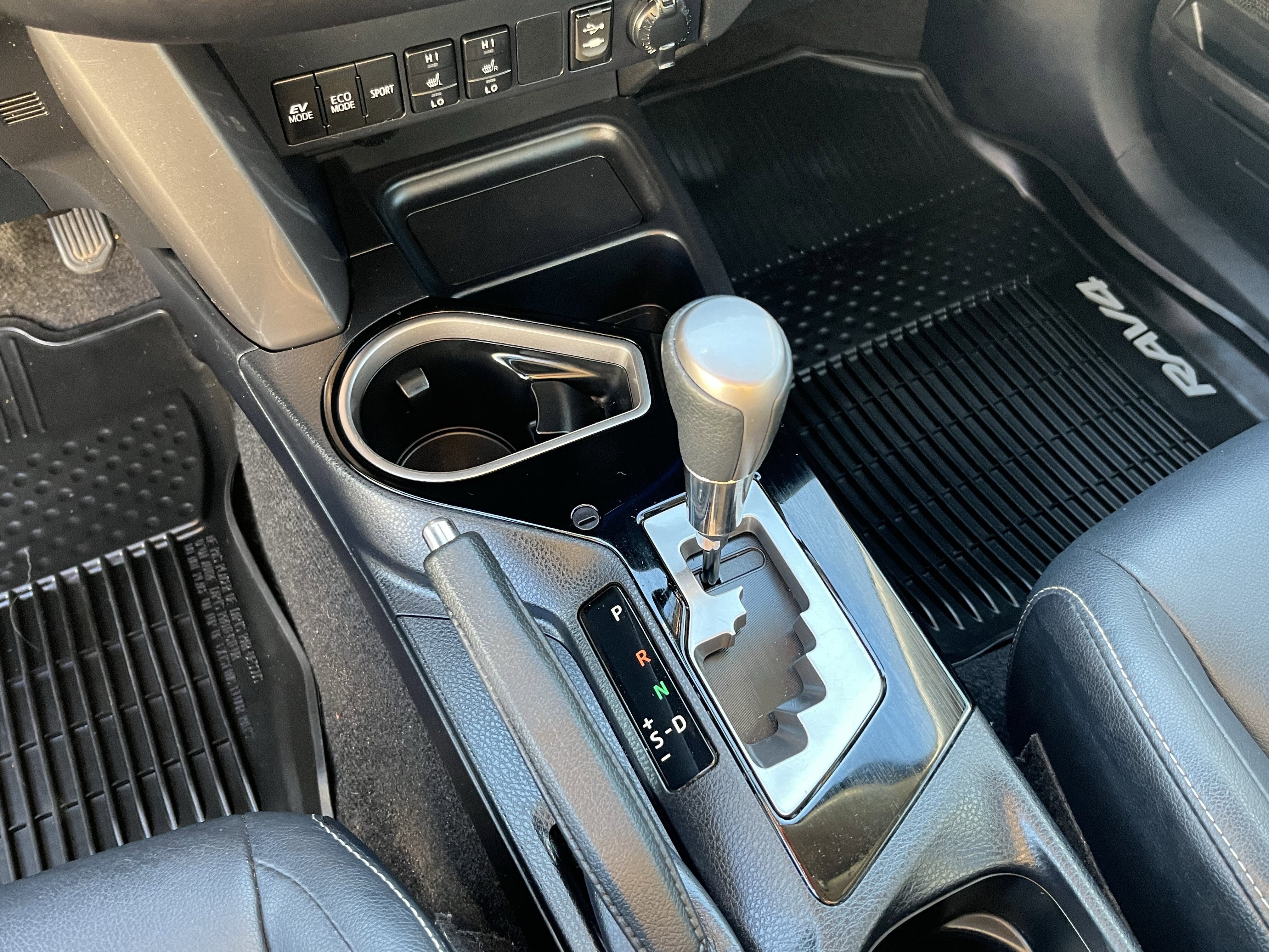 2017 Toyota RAV4 Hybrid Limited