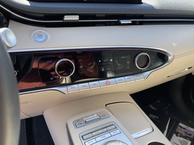 2022 Genesis GV70 2.5T