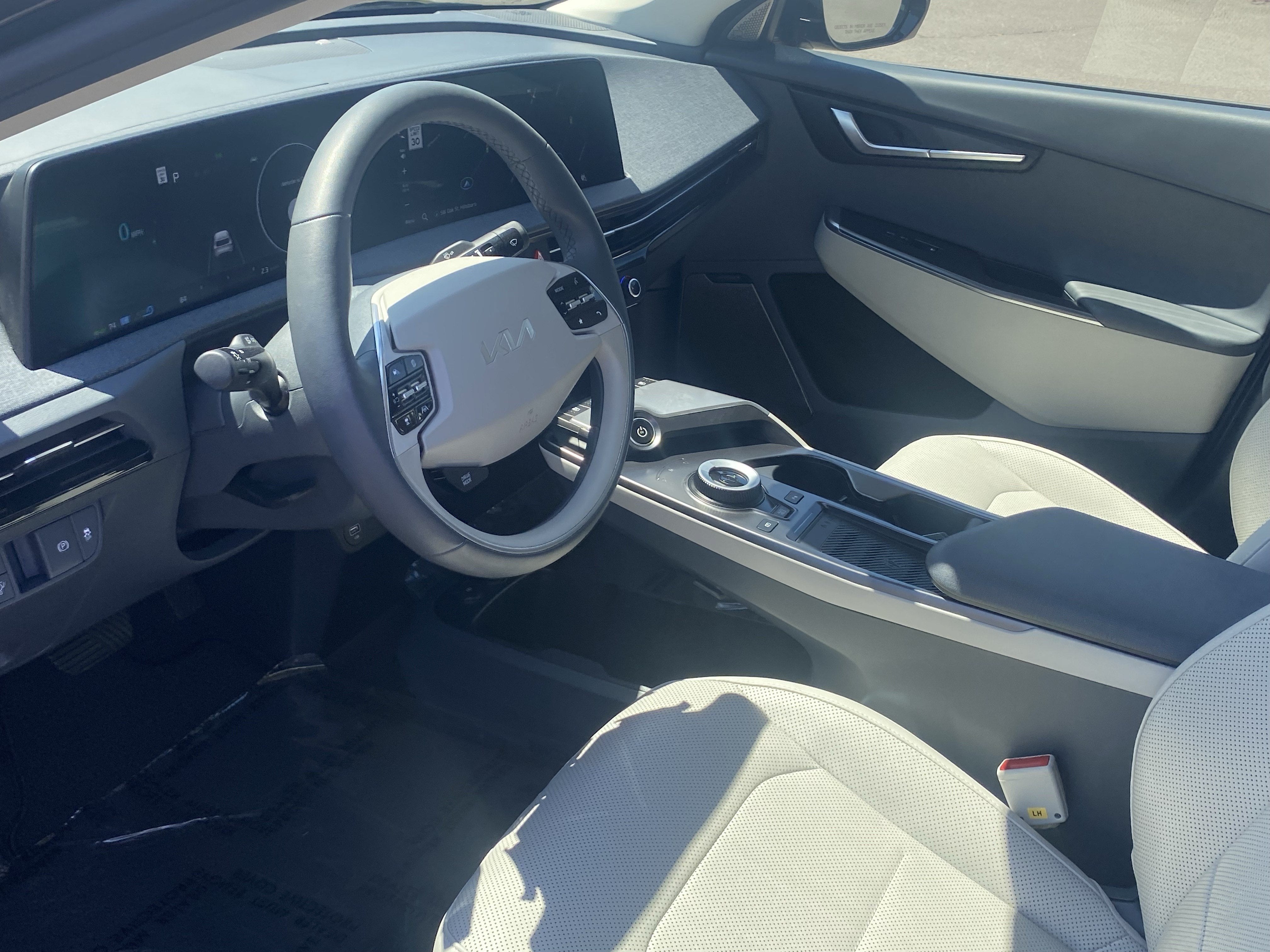 2024 Kia EV6 Wind