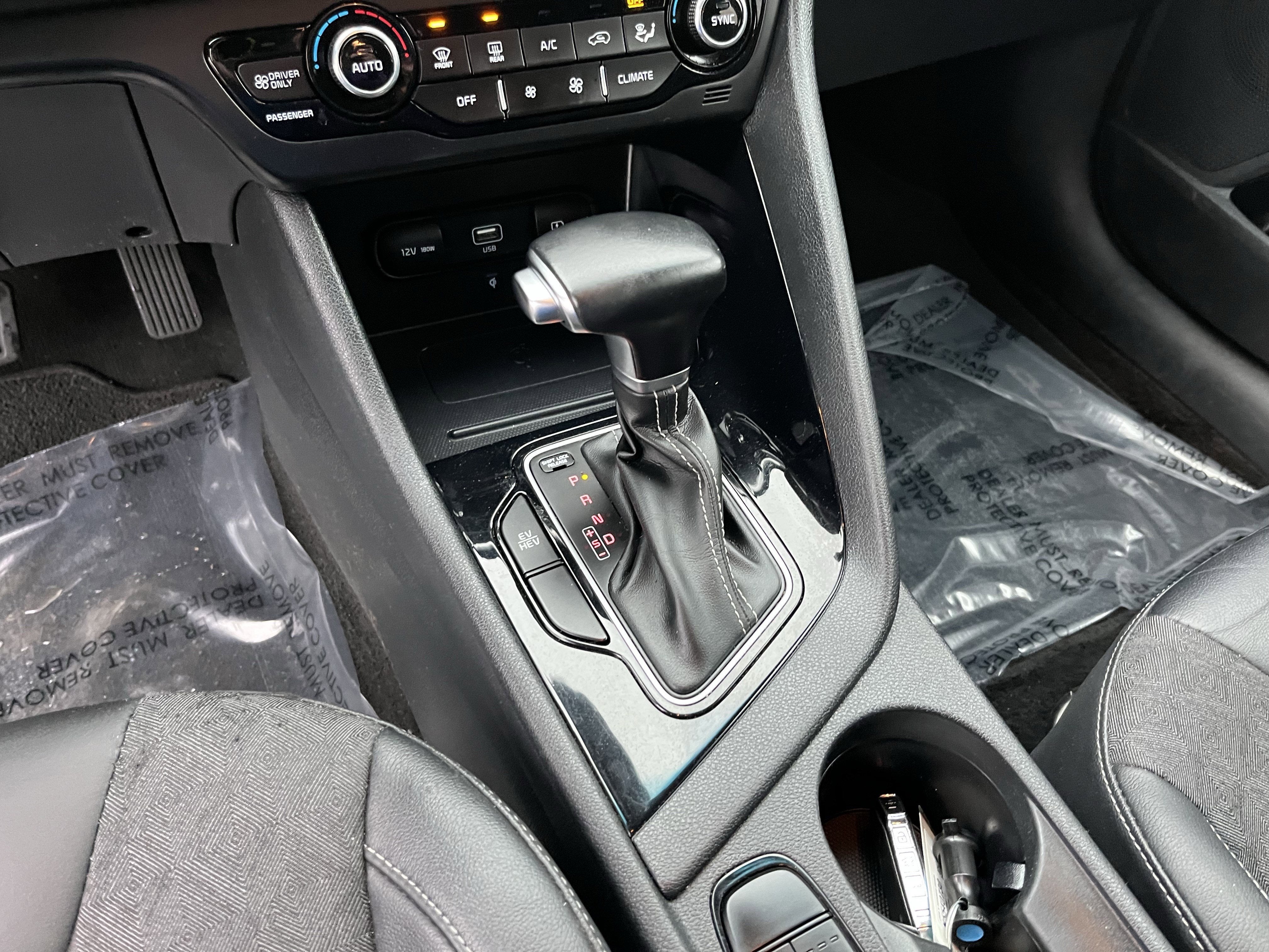 2022 Kia Niro Plug-In Hybrid EX