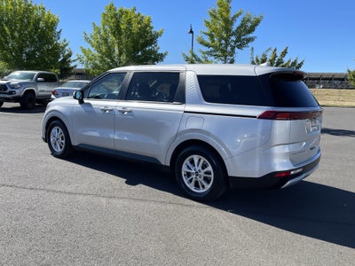 2022 Kia Carnival LXS