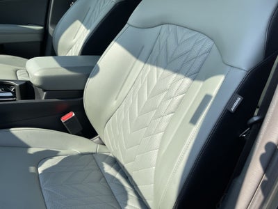 2025 Kia Sportage Plug-In Hybrid X-Line Prestige