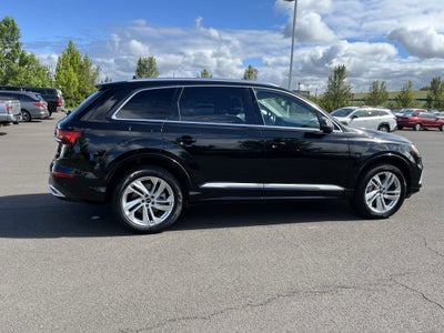 2023 Audi Q7 Premium Plus