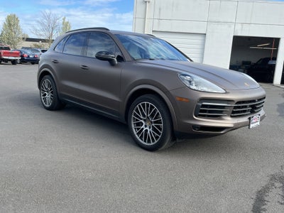 2023 Porsche Cayenne Platinum Edition