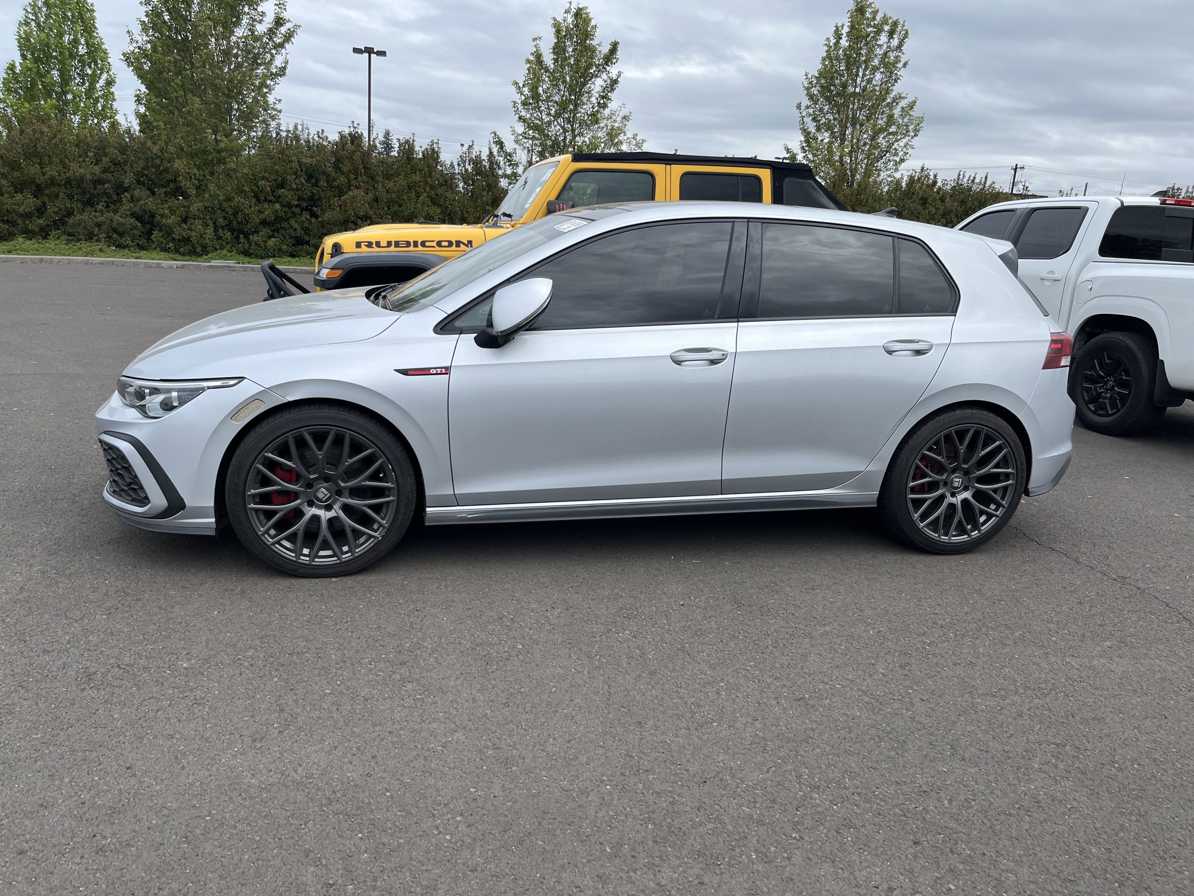 2022 Volkswagen Golf GTI SE