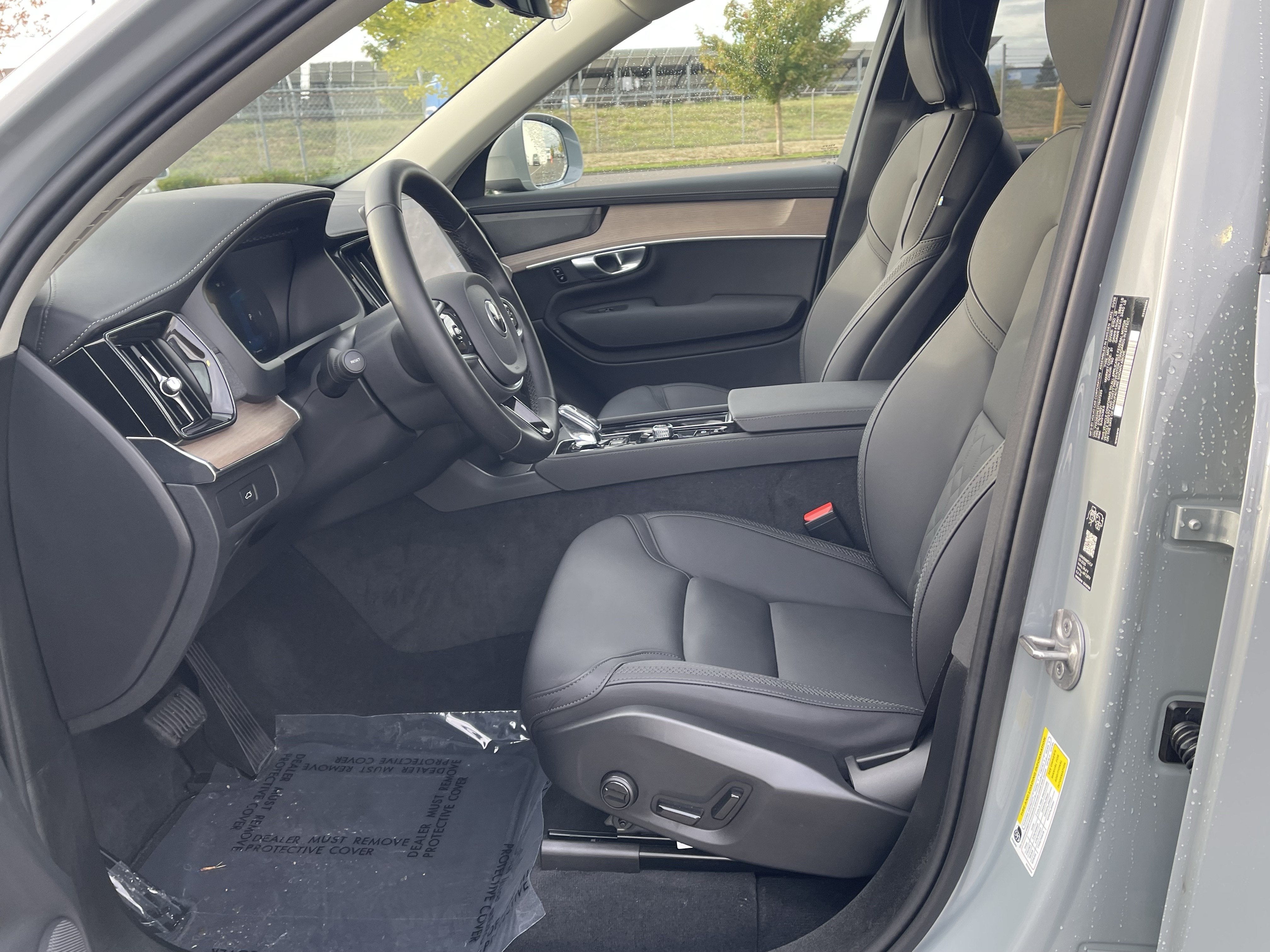 2026 Volvo XC90 Plus