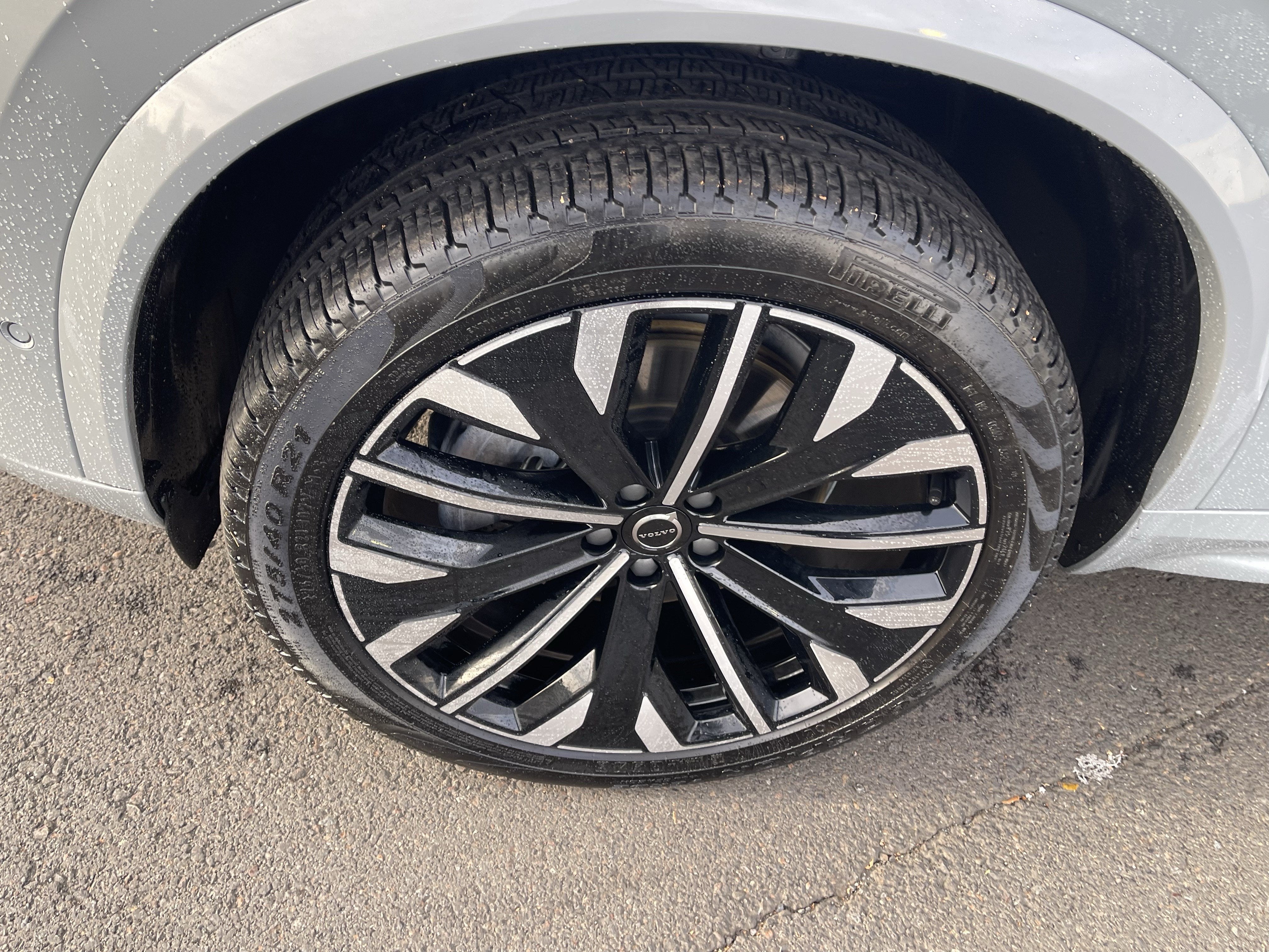 2026 Volvo XC90 Plus