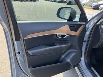 2023 Volvo XC90 Plus
