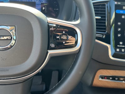 2025 Volvo XC90 Plug-In Hybrid Plus