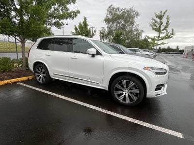 2025 Volvo XC90 Plug-In Hybrid Plus