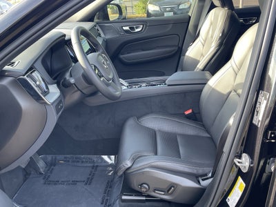 2025 Volvo XC60 Plug-In Hybrid Ultra Black Edition