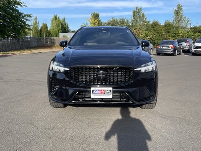 2025 Volvo XC60 Plug-In Hybrid Ultra Black Edition