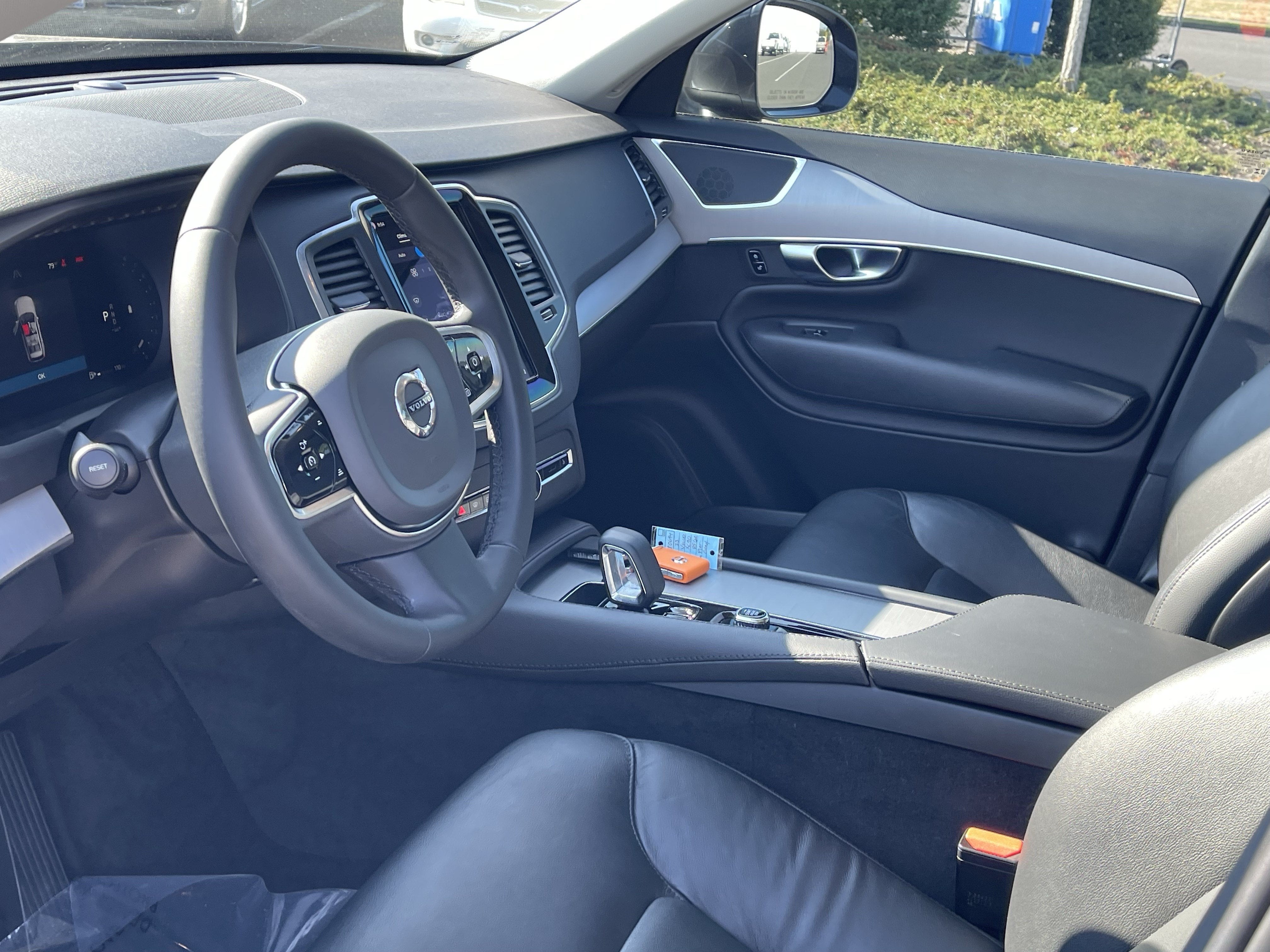 2023 Volvo XC90 Core
