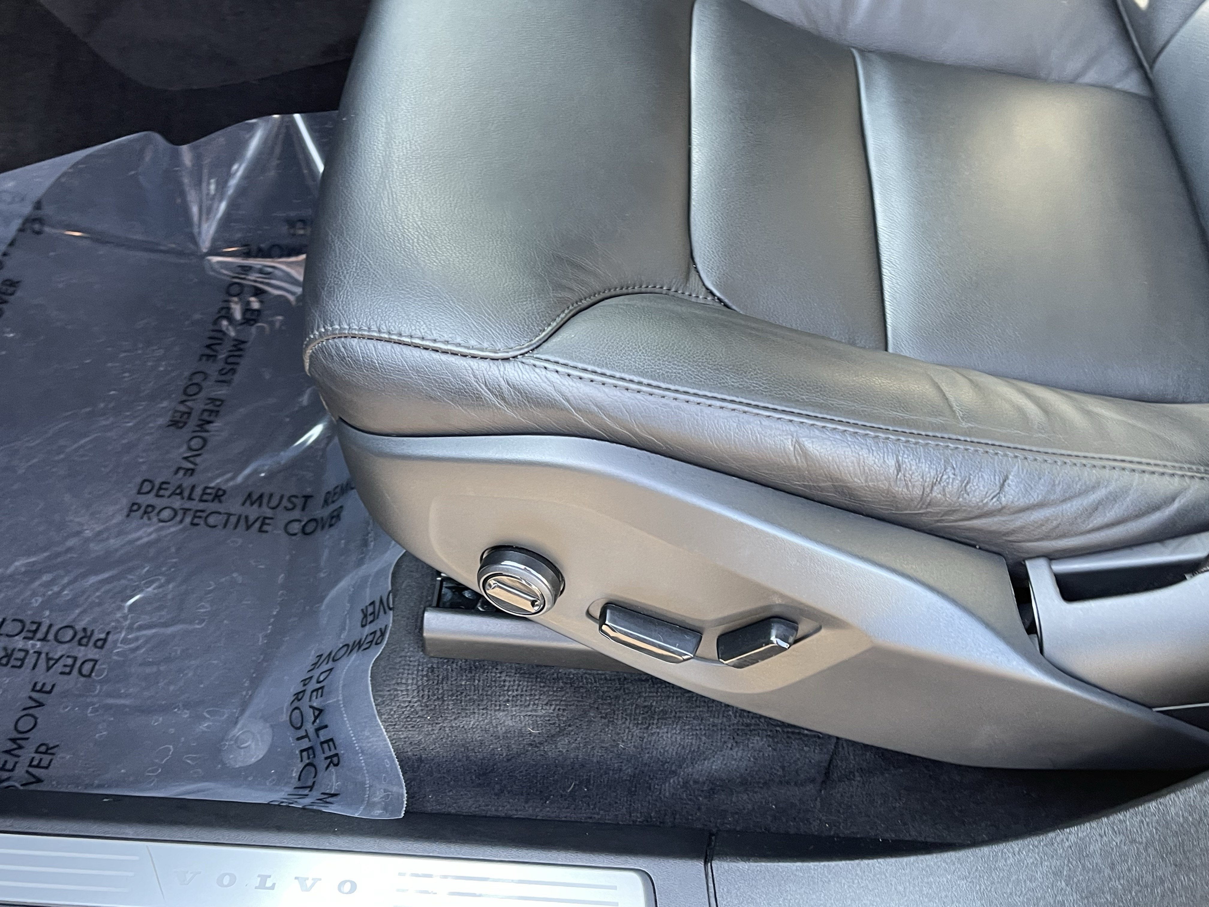 2023 Volvo XC90 Core