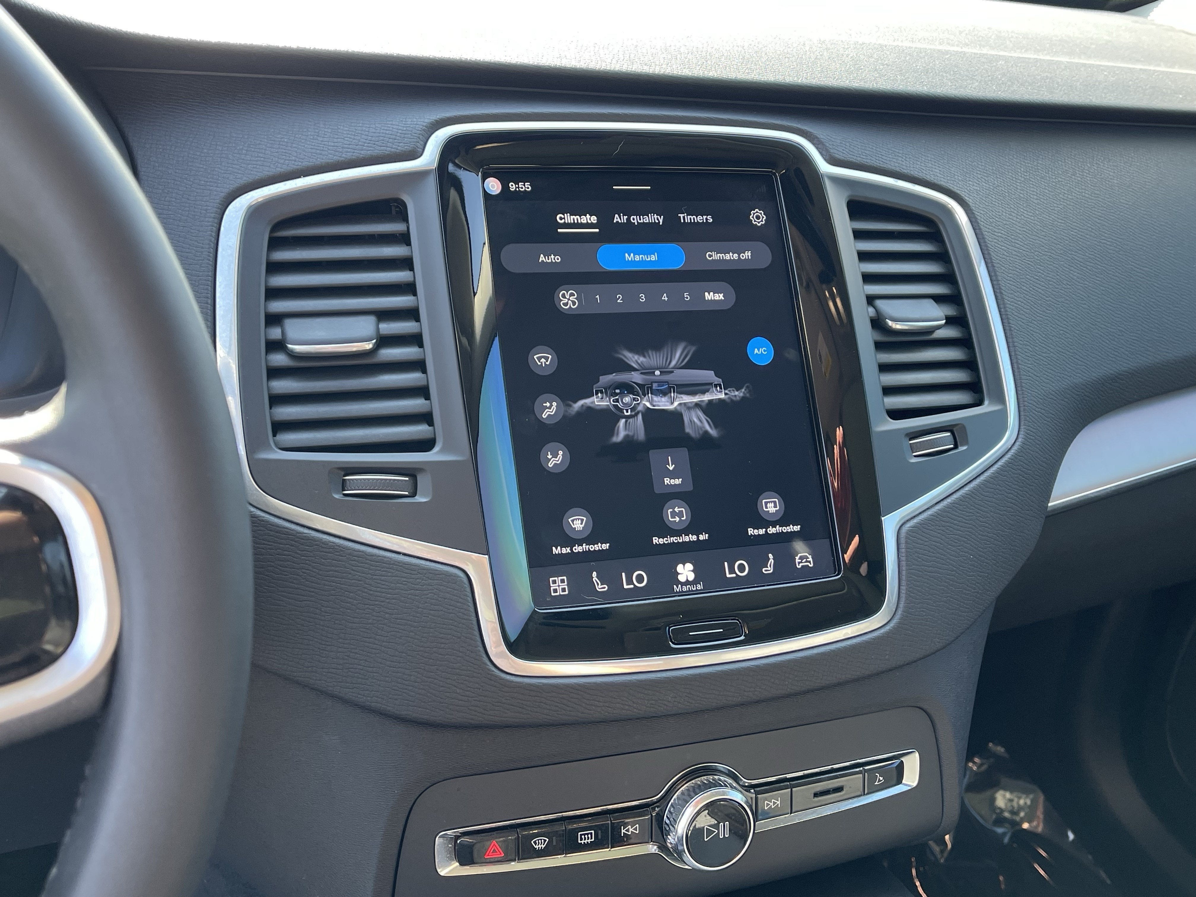 2023 Volvo XC90 Core