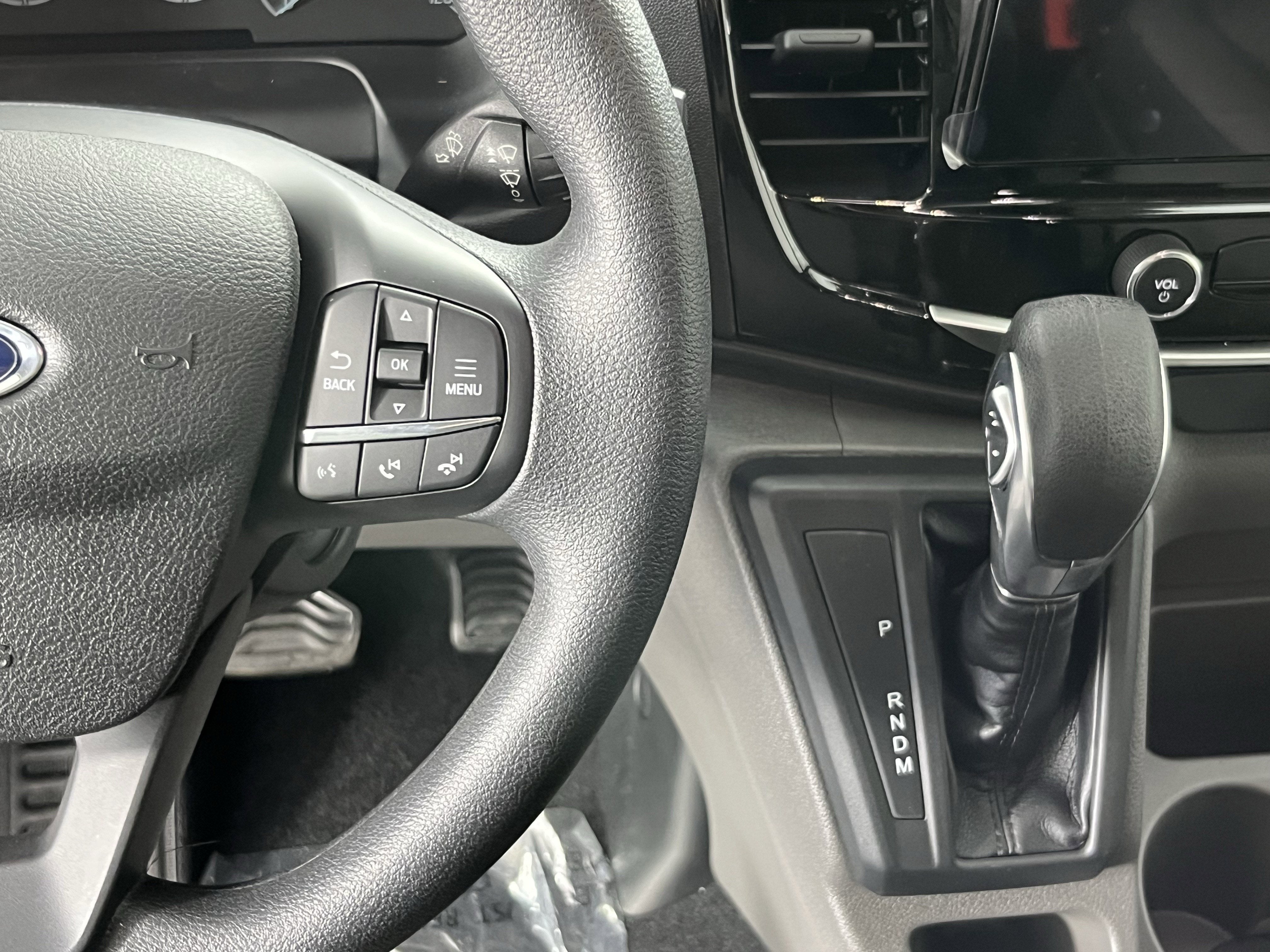 2025 Ford Transit Passenger Wagon T-350 148 Med Roof XL AWD 12 Seats