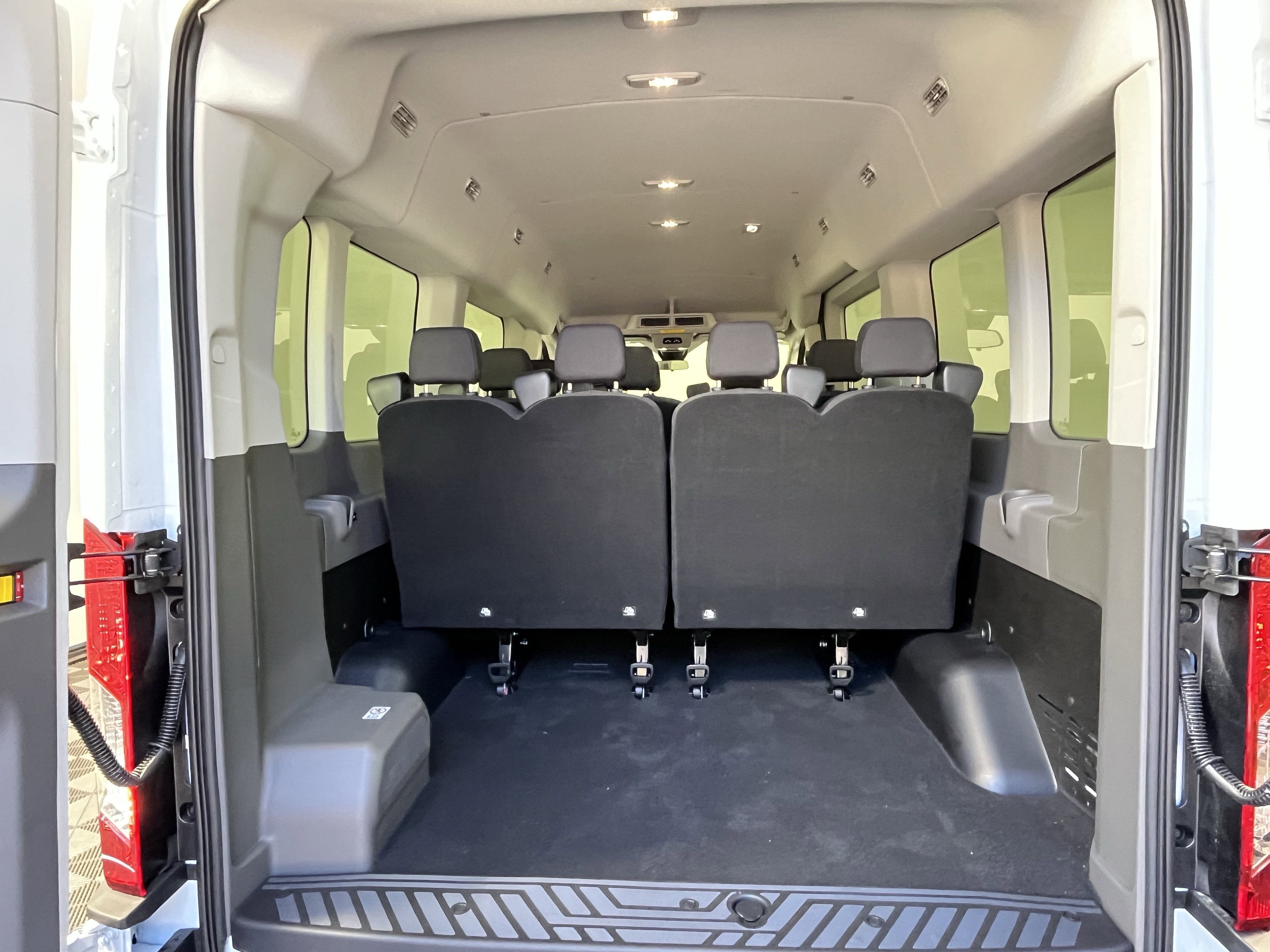 2025 Ford Transit Passenger Wagon T-350 148 Med Roof XL AWD 12 Seats