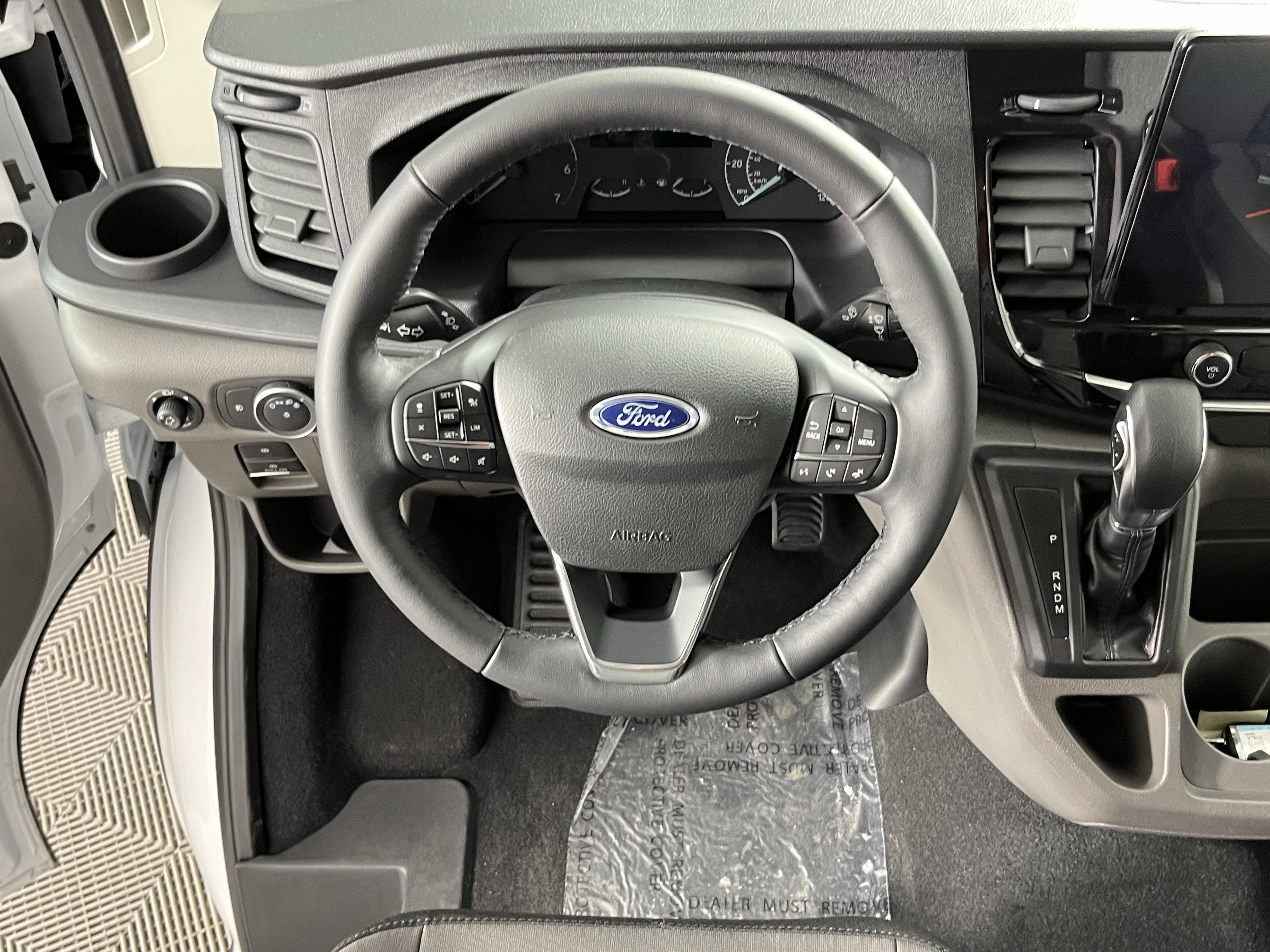 2025 Ford Transit Passenger Wagon T-350 148 Med Roof XL AWD 12 Seats