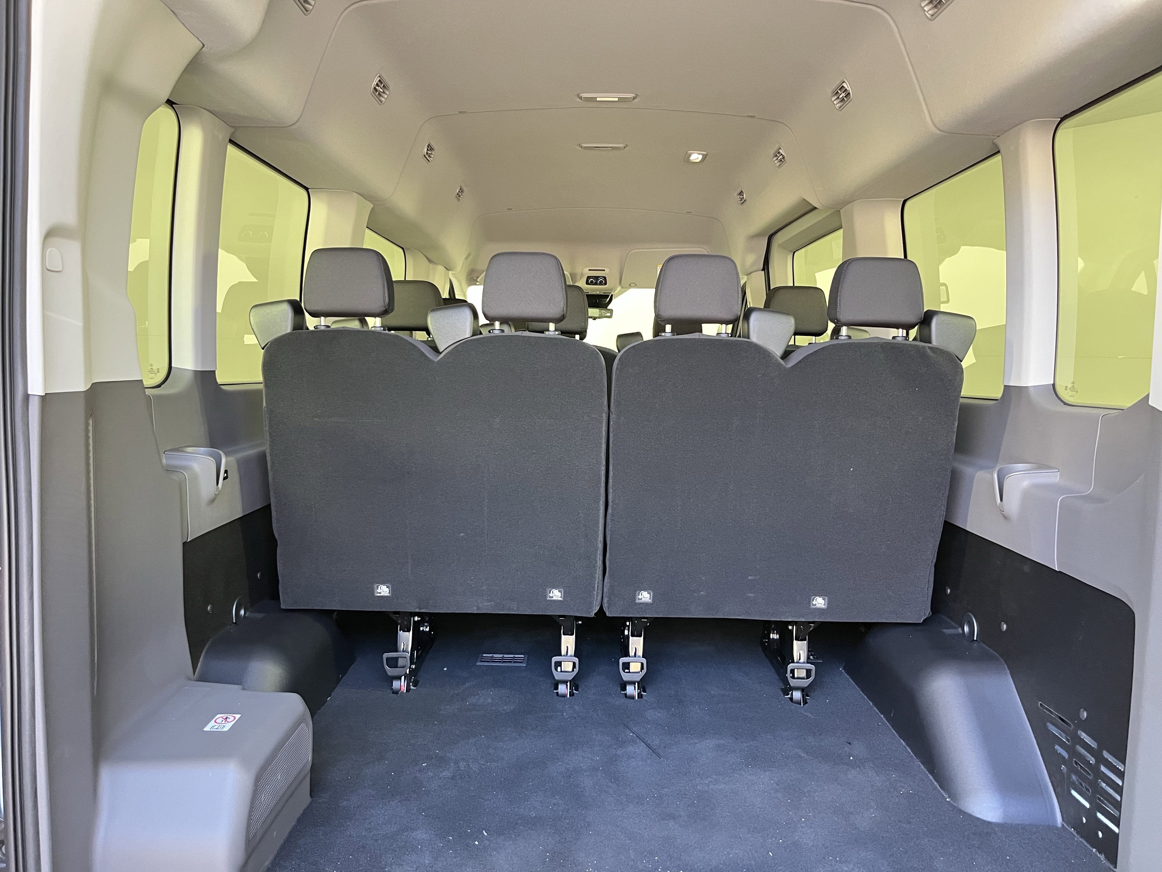 2025 Ford Transit Passenger Wagon T-350 148 Med Roof XL AWD 12 Seats