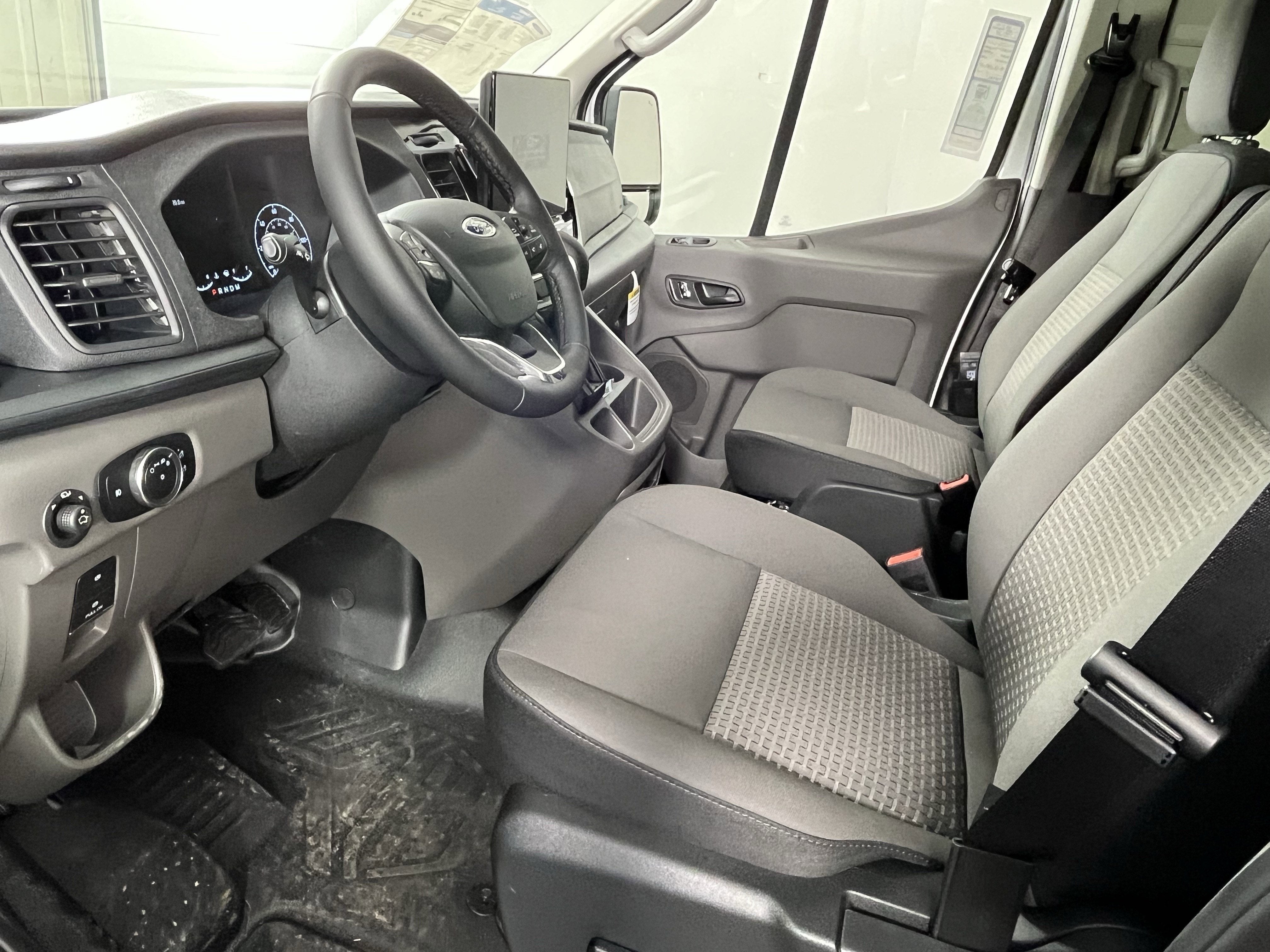 2025 Ford Transit Passenger Wagon T-350 148 High Roof XL AWD 12 Seats