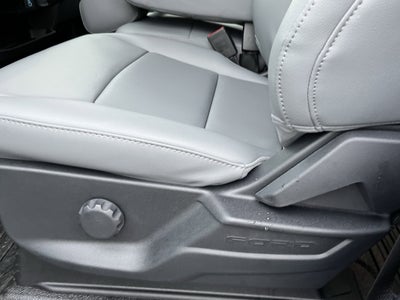 2026 Ford Super Duty F-450 DRW XL 4WD Crew Cab 179 WB 60 CA