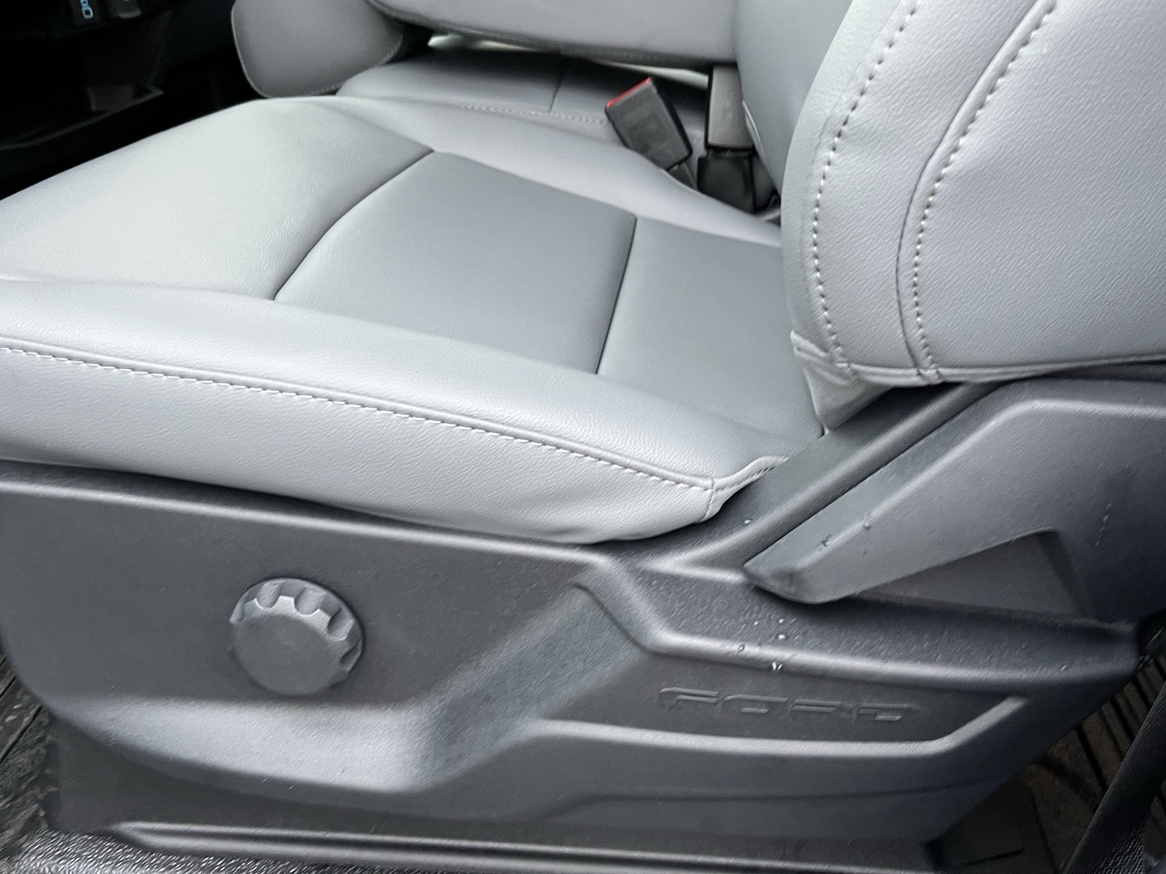 2026 Ford Super Duty F-450 DRW XL 4WD Crew Cab 179 WB 60 CA