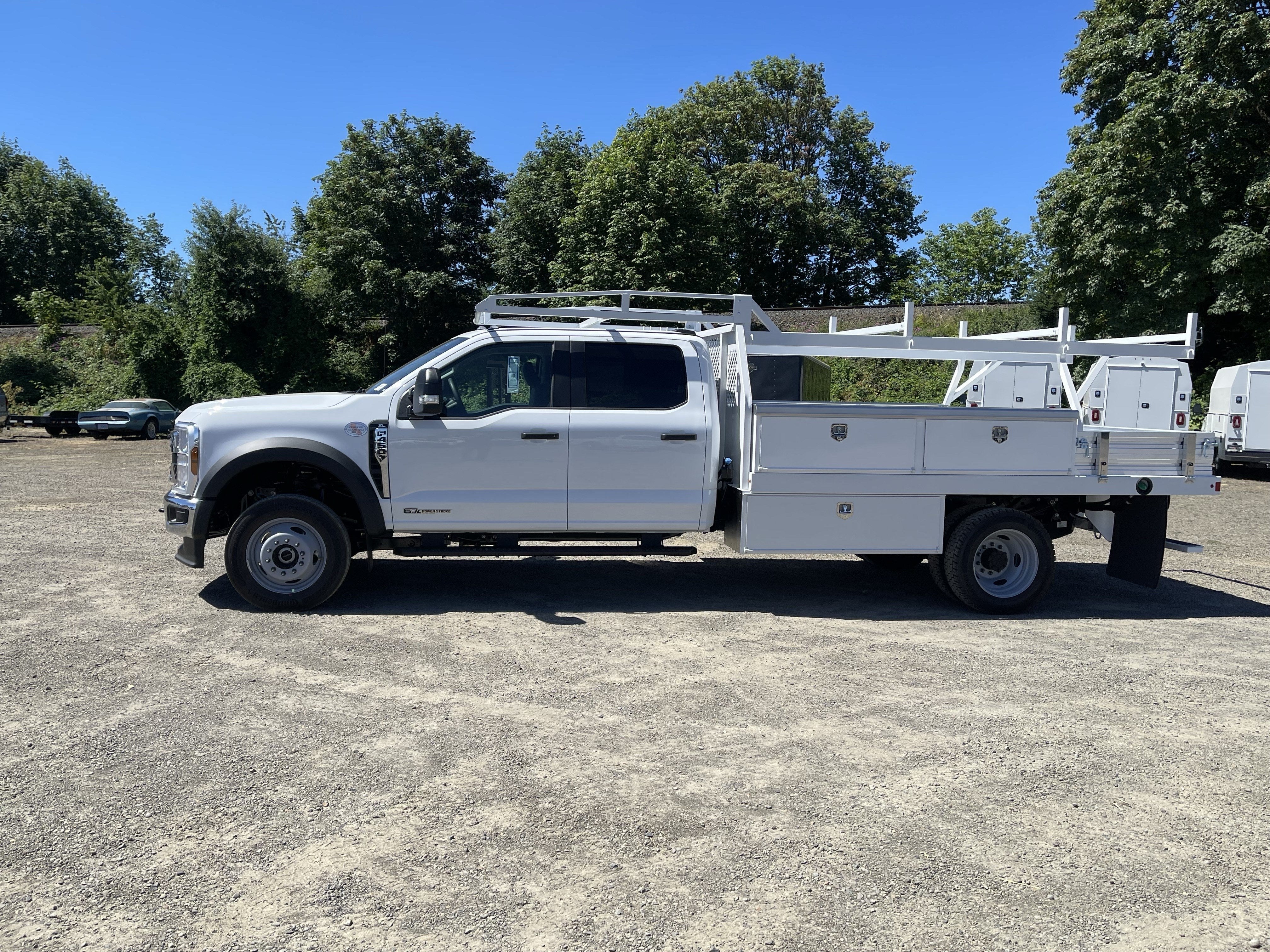 2026 Ford Super Duty F-450 DRW XL 4WD Crew Cab 179 WB 60 CA