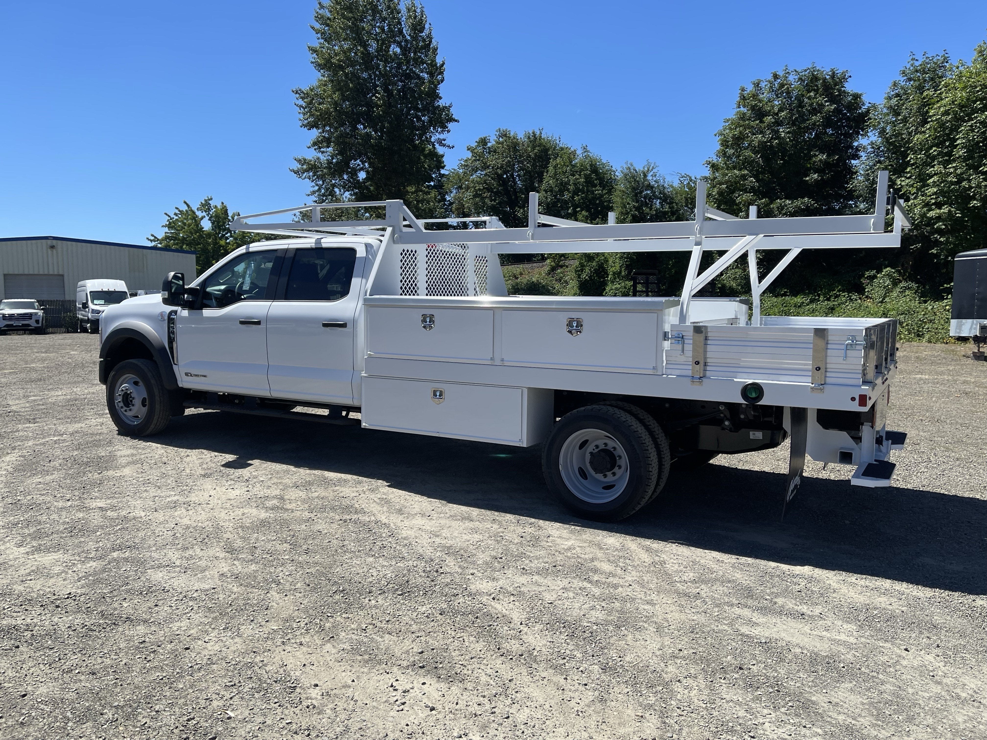 2026 Ford Super Duty F-450 DRW XL 4WD Crew Cab 179 WB 60 CA