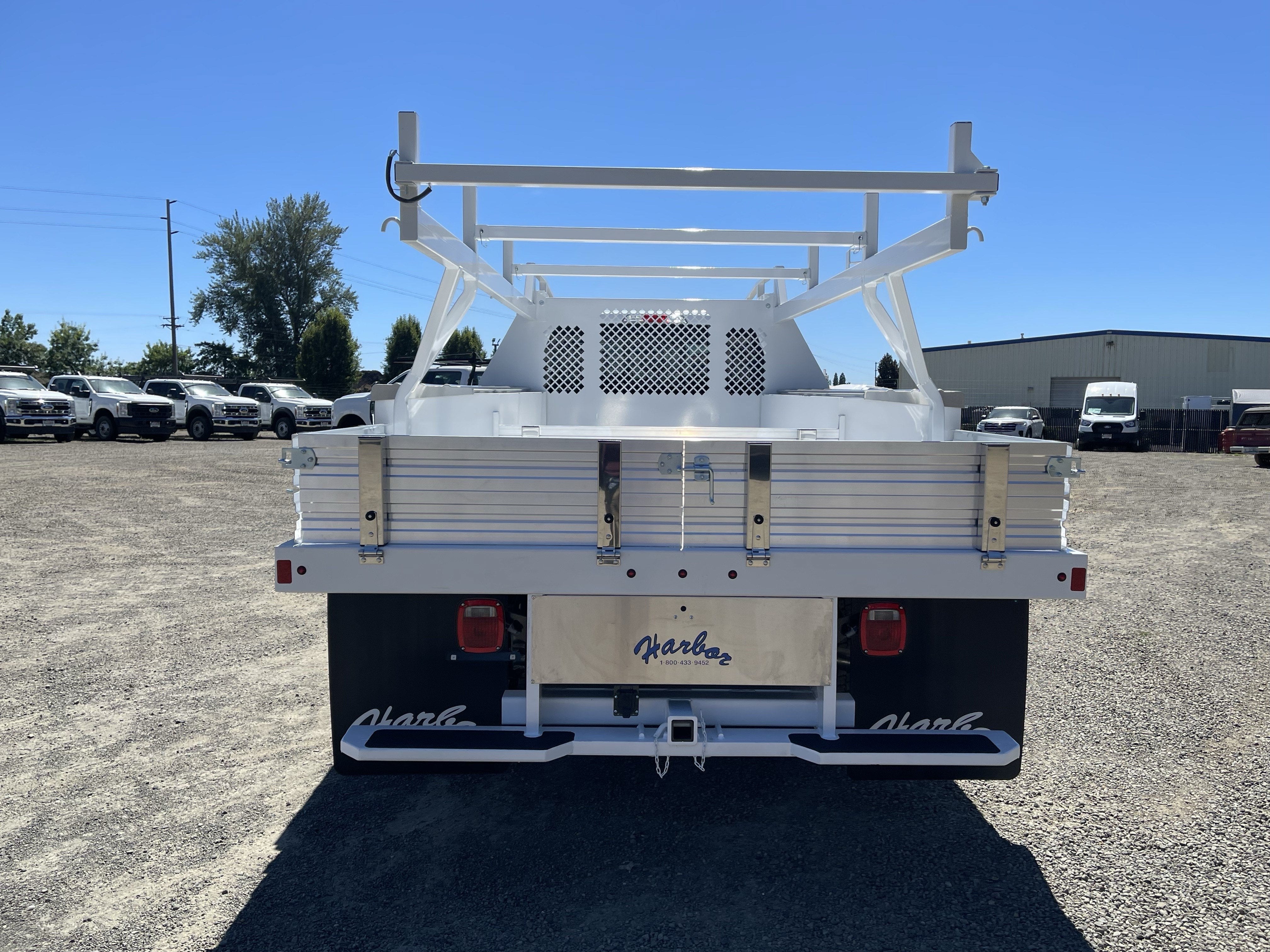 2026 Ford Super Duty F-450 DRW XL 4WD Crew Cab 179 WB 60 CA