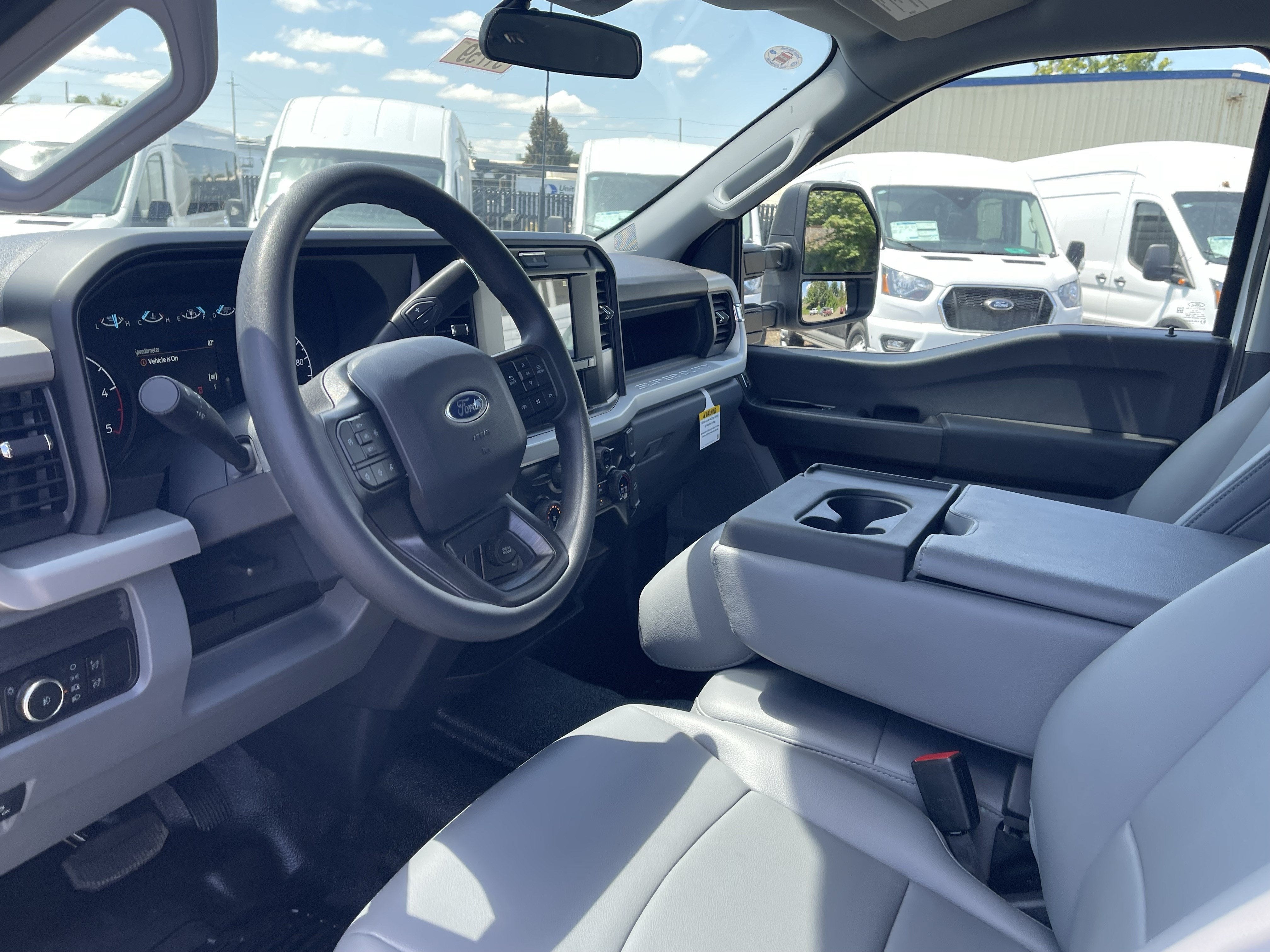 2026 Ford Super Duty F-450 DRW XL 4WD Crew Cab 203 WB 84 CA