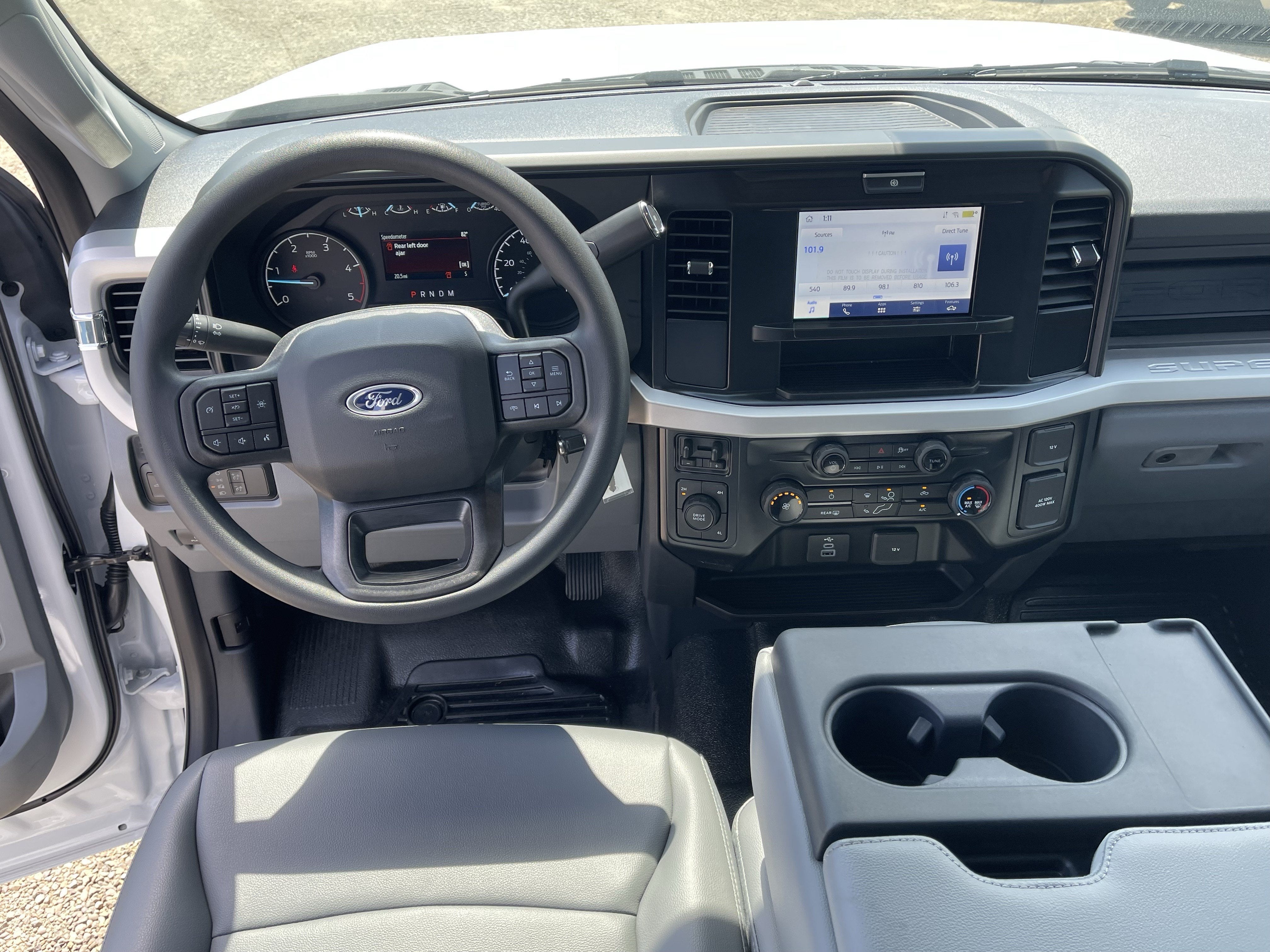 2026 Ford Super Duty F-450 DRW XL 4WD Crew Cab 203 WB 84 CA