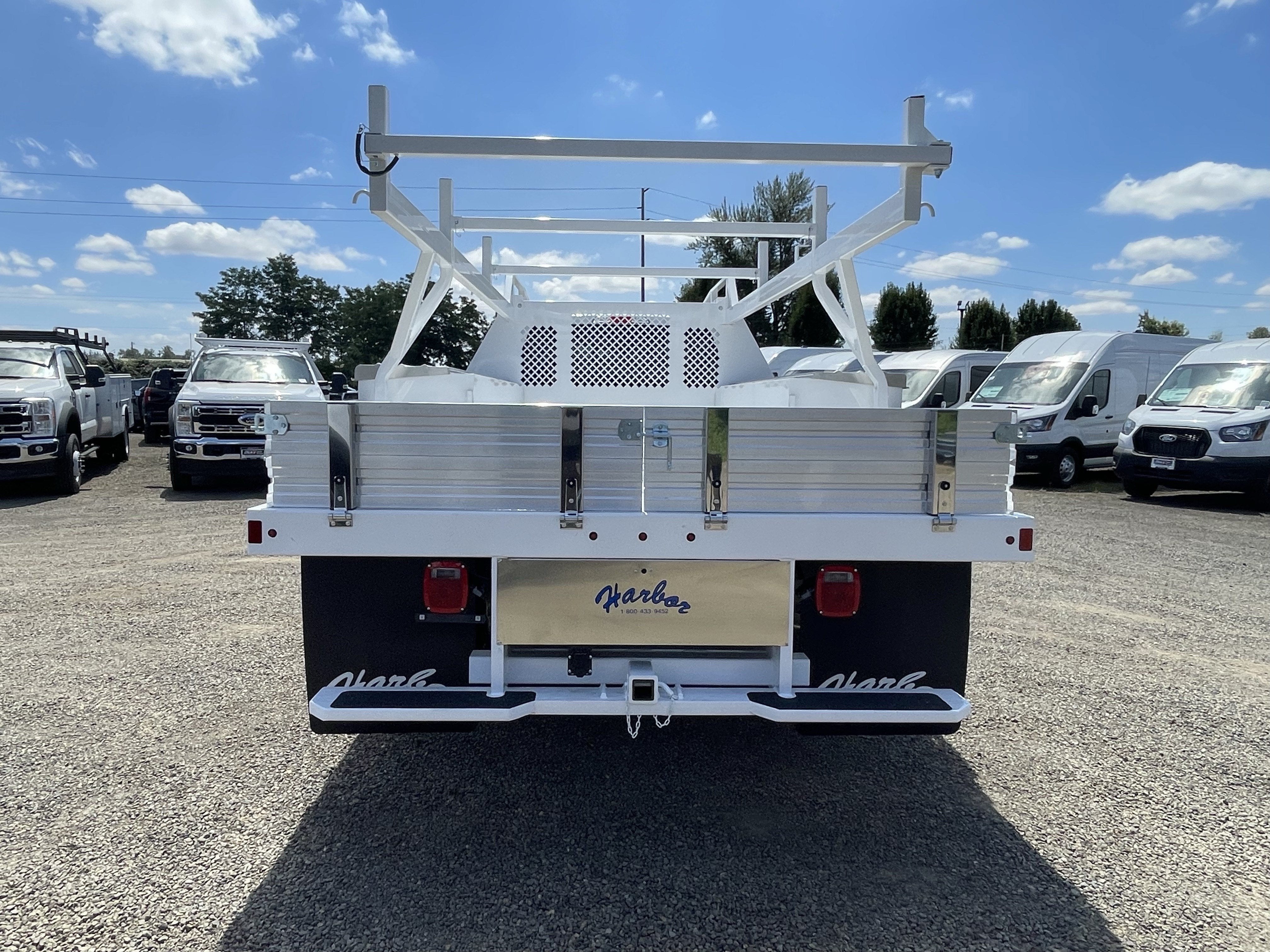 2026 Ford Super Duty F-450 DRW XL 4WD Crew Cab 203 WB 84 CA