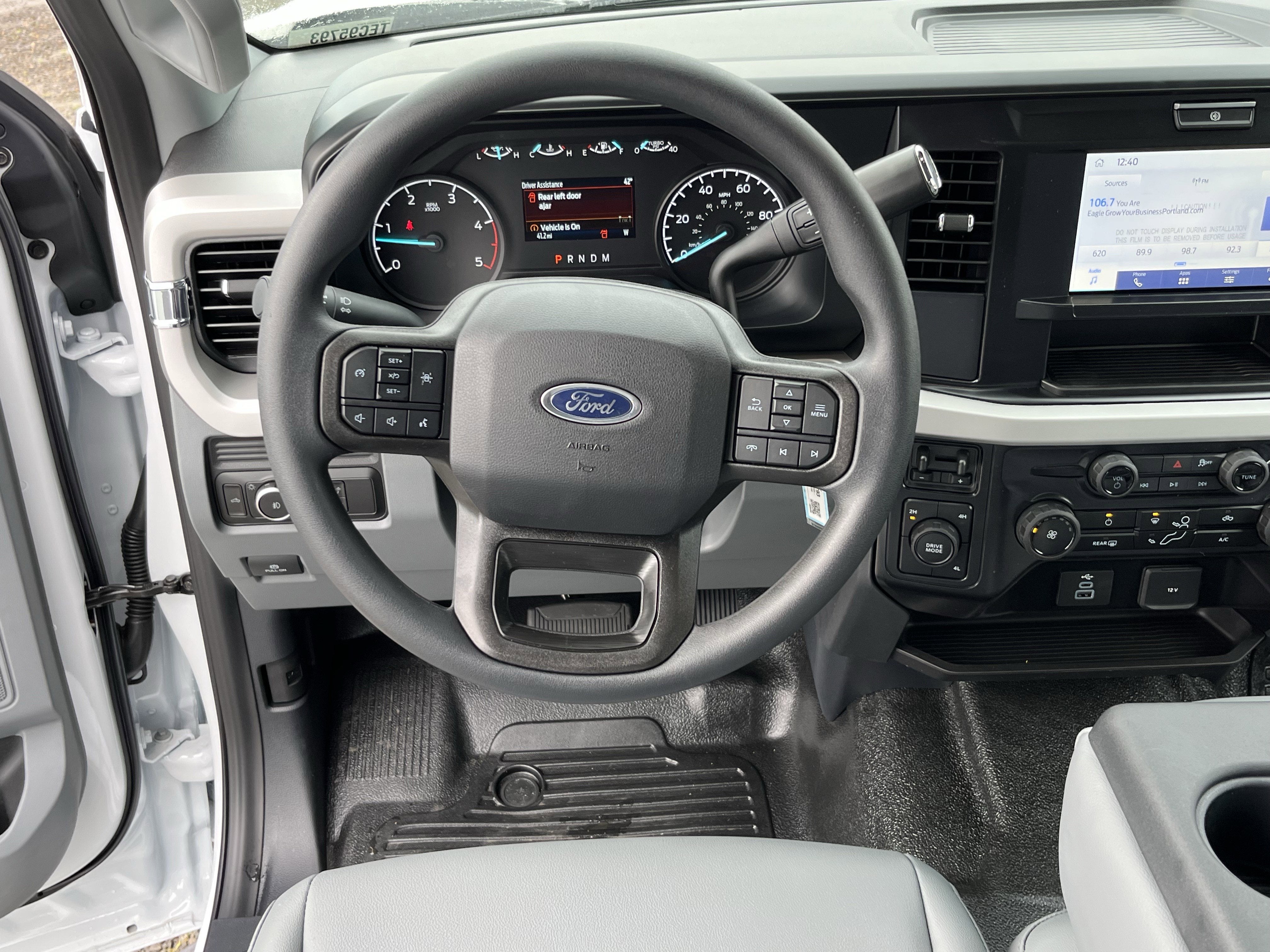 2026 Ford Super Duty F-450 DRW XL 4WD Crew Cab 179 WB 60 CA