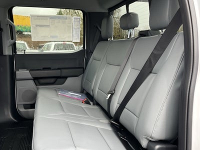 2026 Ford Super Duty F-450 DRW XL 4WD Crew Cab 179 WB 60 CA