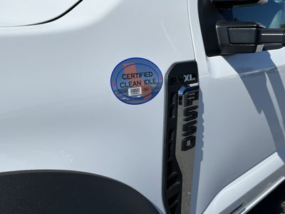 2026 Ford Super Duty F-550 DRW XL 4WD Crew Cab 179 WB 84 CA