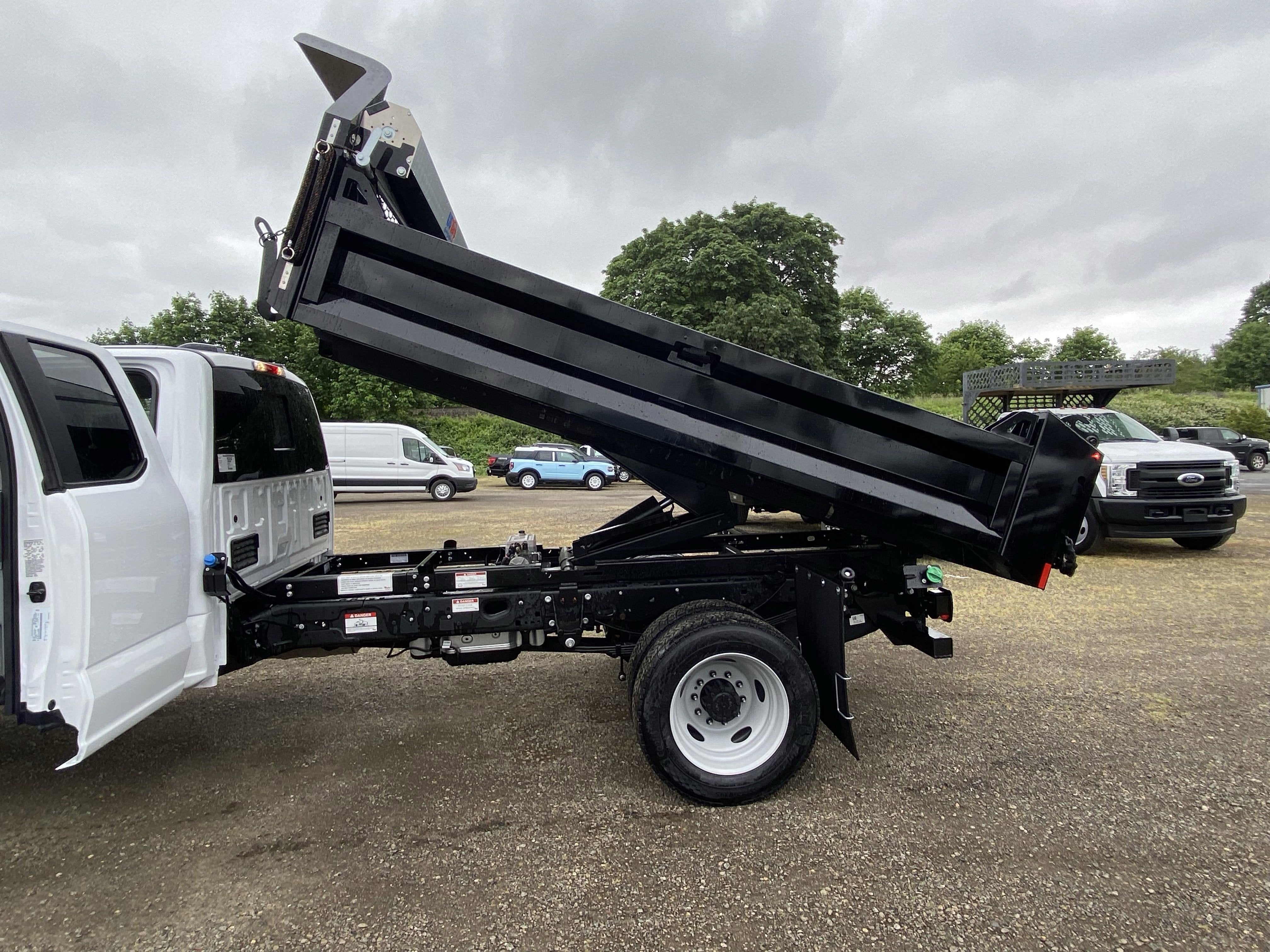 2025 Ford Super Duty F-450 DRW XL