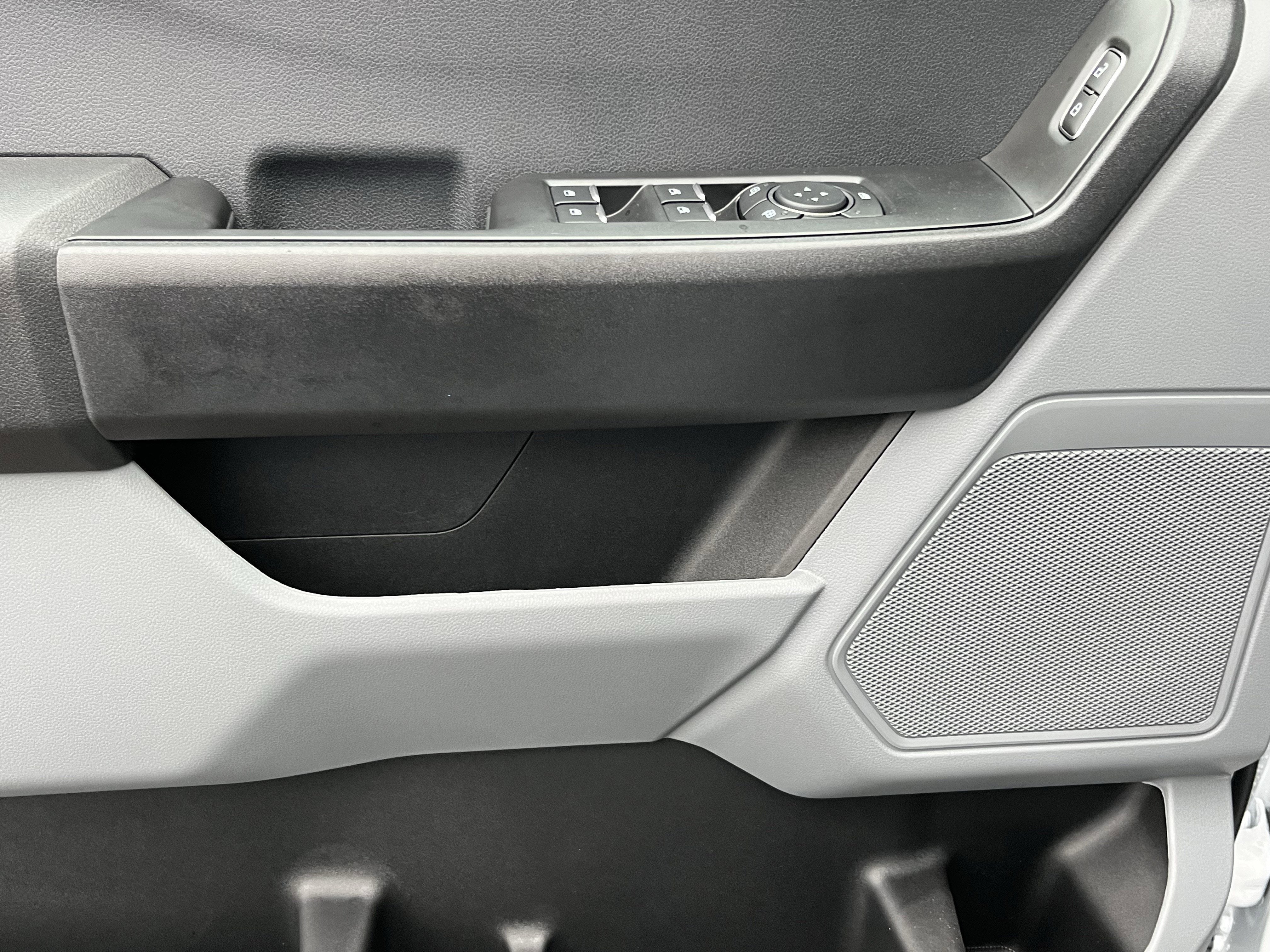 2026 Ford Super Duty F-450 DRW XL 4WD SuperCab 168 WB 60 CA