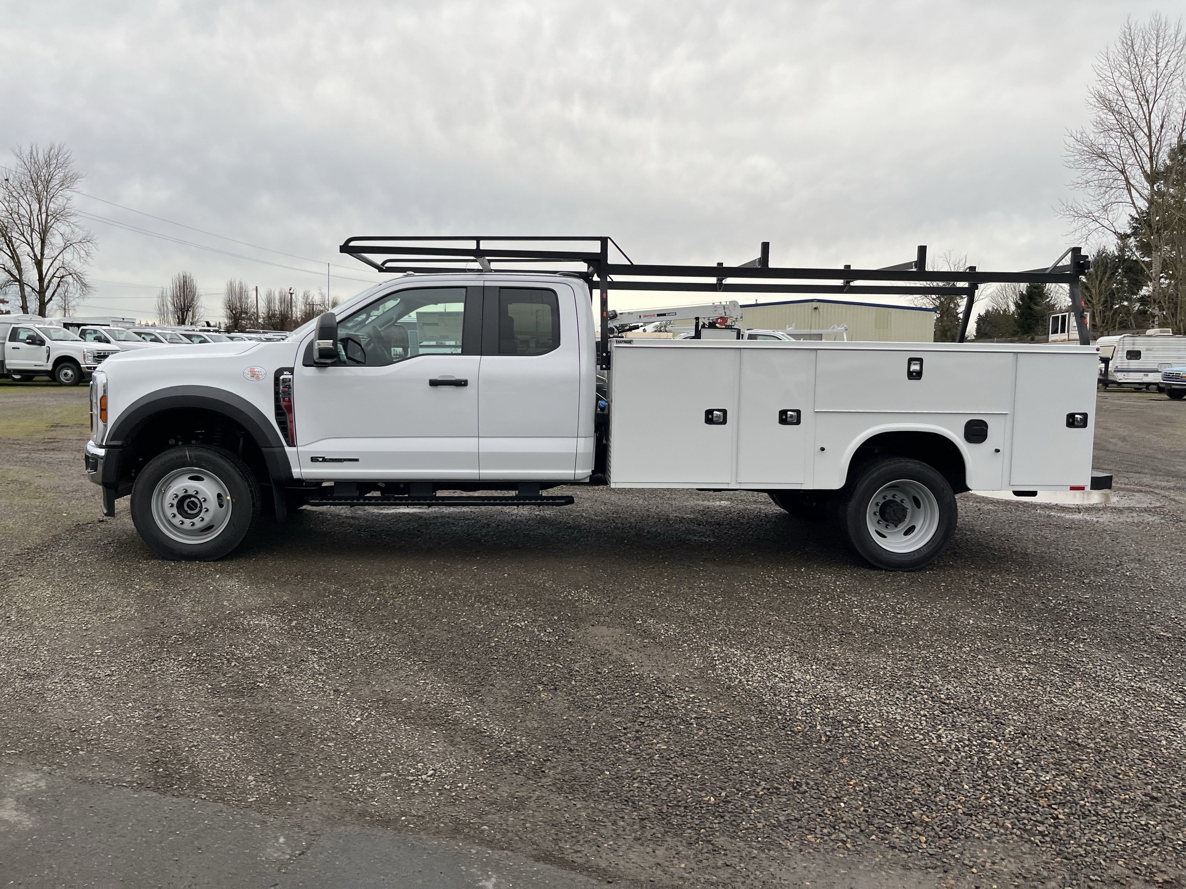 2026 Ford Super Duty F-450 DRW XL 4WD SuperCab 168 WB 60 CA