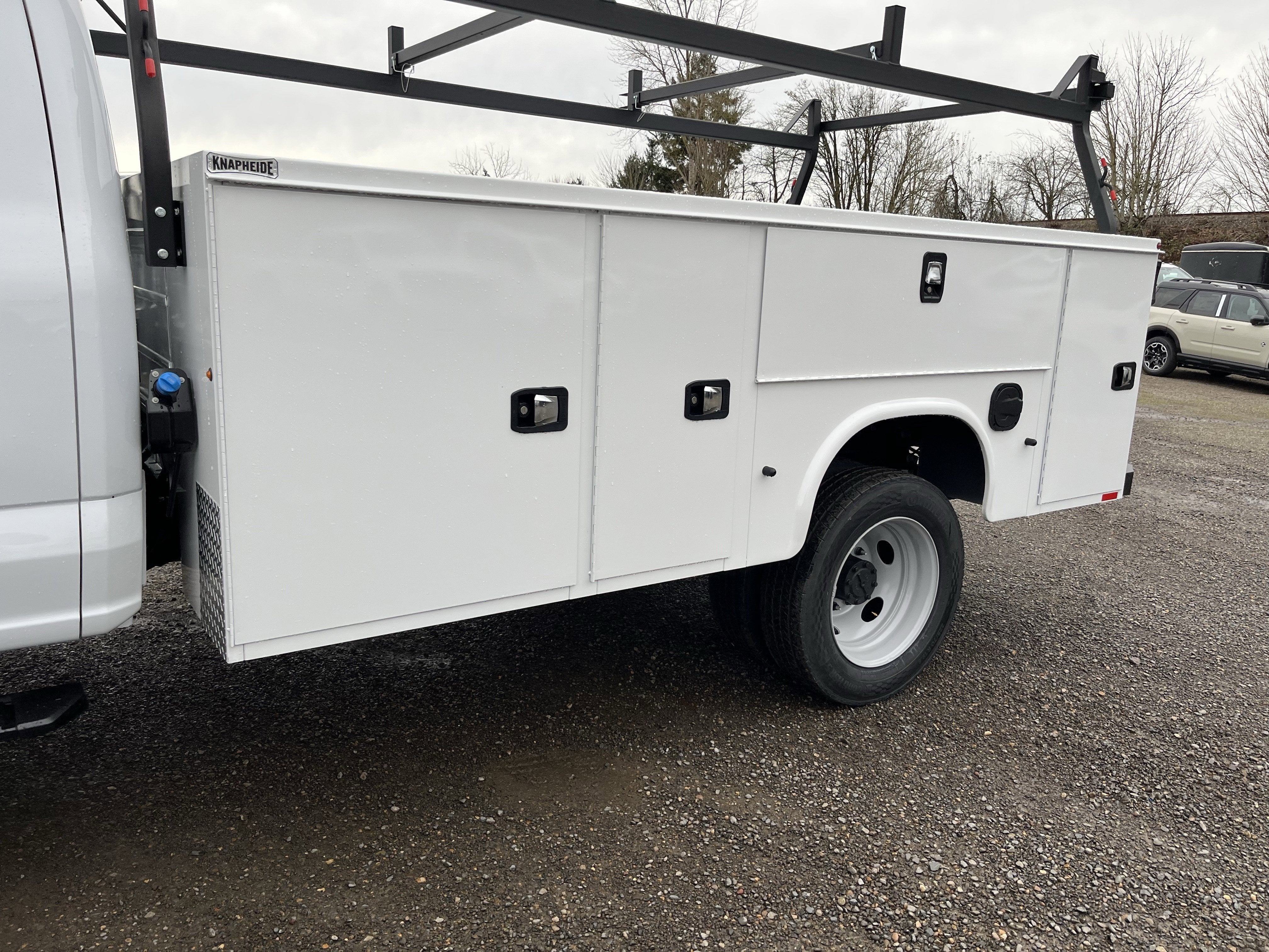 2026 Ford Super Duty F-450 DRW XL 4WD SuperCab 168 WB 60 CA