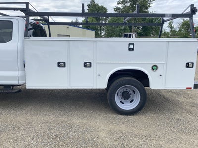 2025 Ford Super Duty F-450 DRW XL