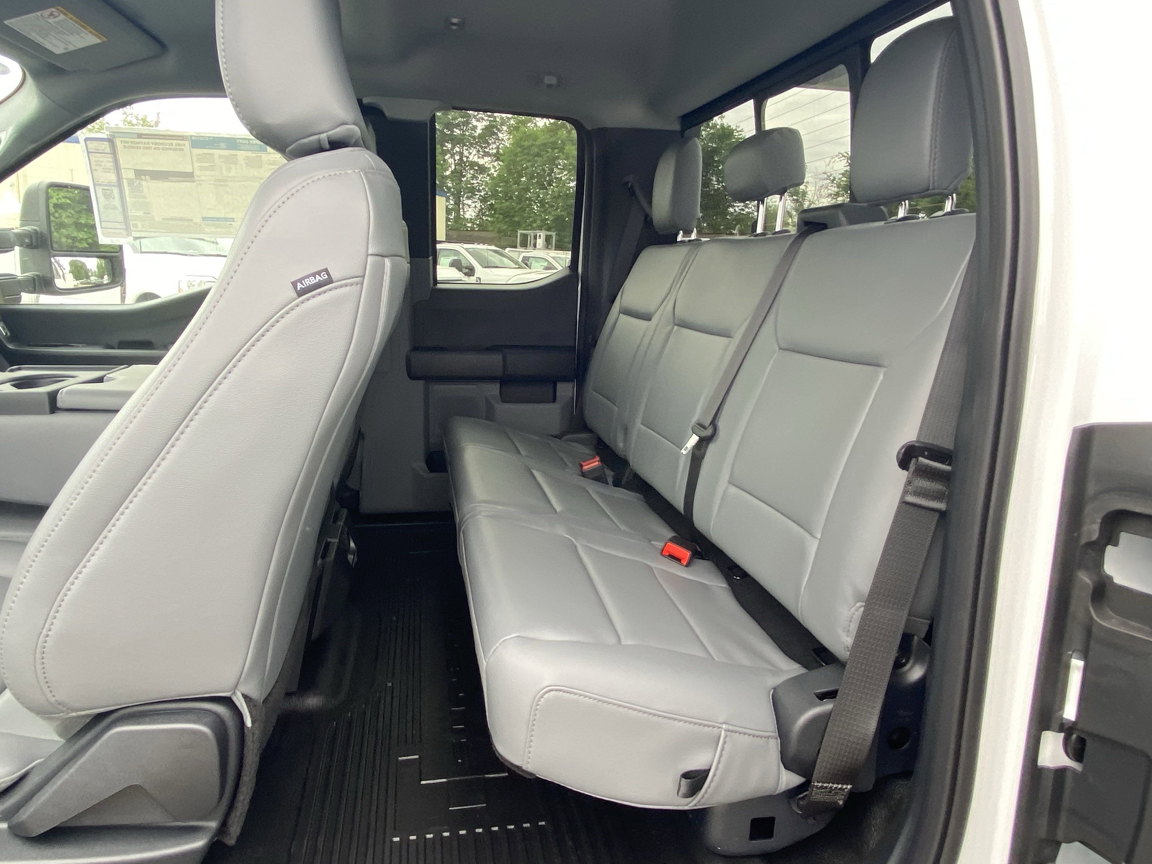 2025 Ford Super Duty F-450 DRW XL