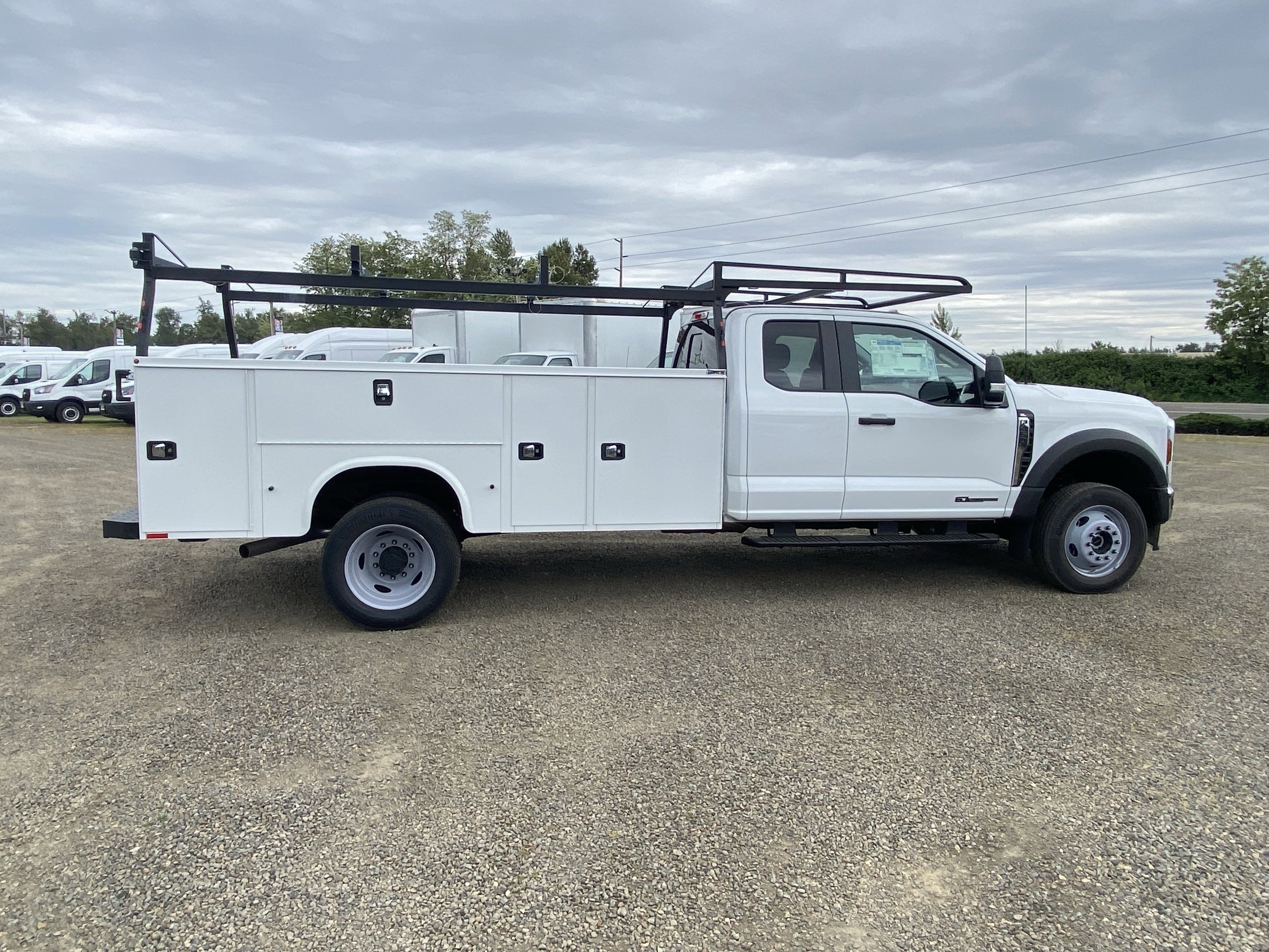 2025 Ford Super Duty F-450 DRW XL